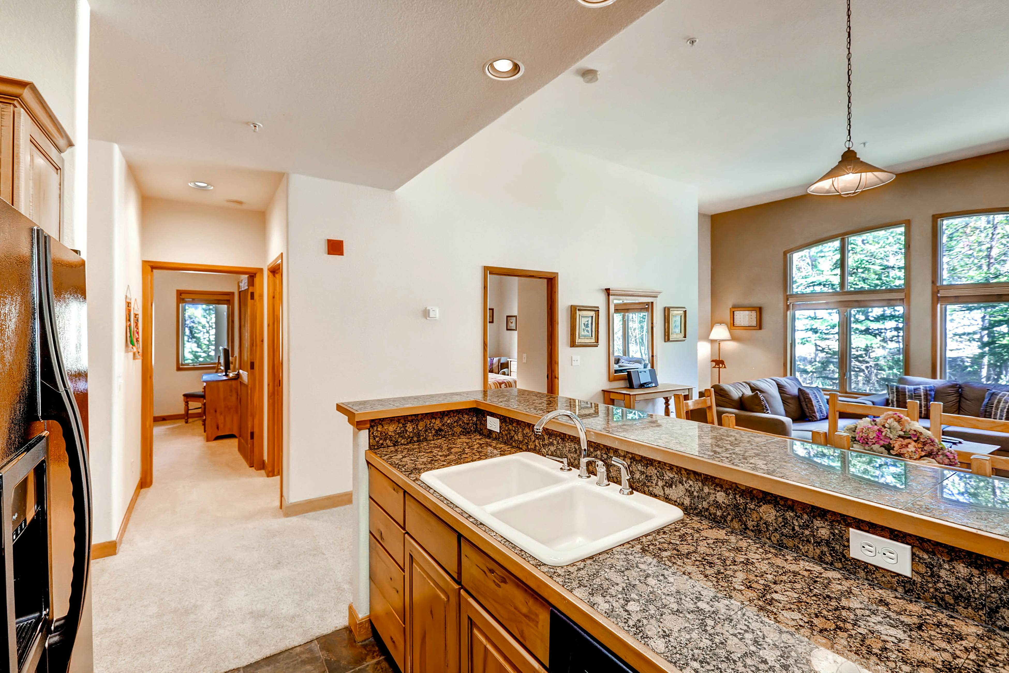 Riverbend Lodge 001 2 BD Breckenridge, CO Vacation Rental Vacasa