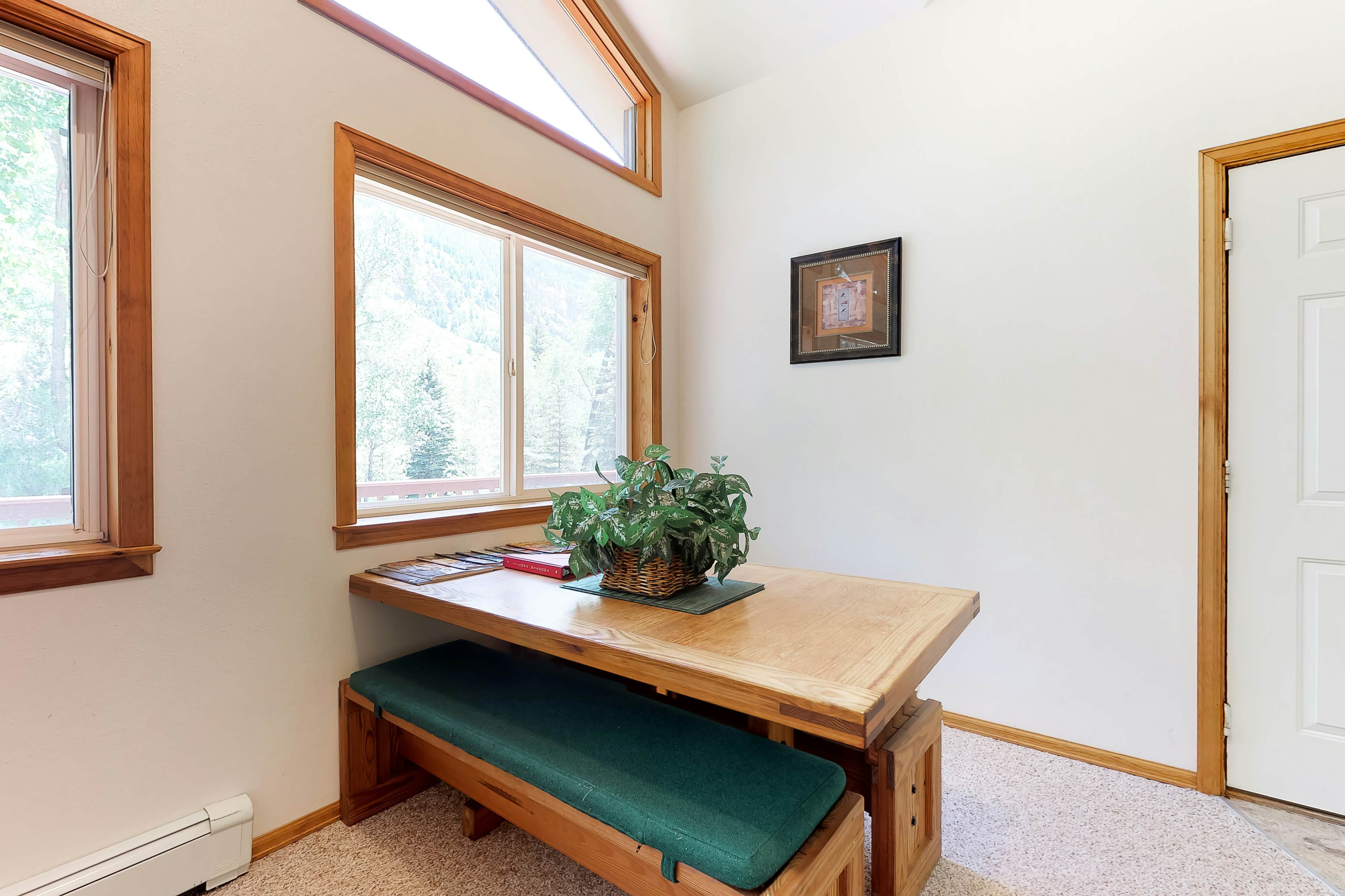 Three Sisters Peak Cabin at Filoha Meadows