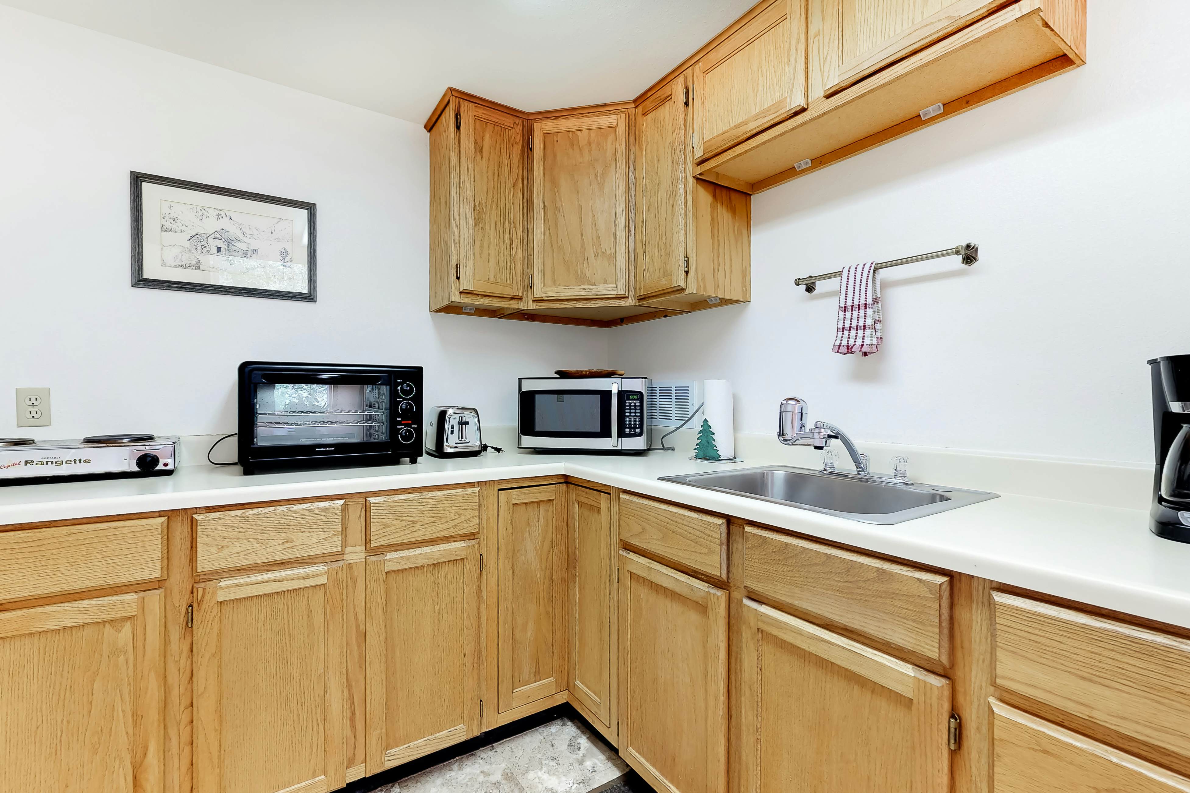 Three Sisters Peak Cabin at Filoha Meadows