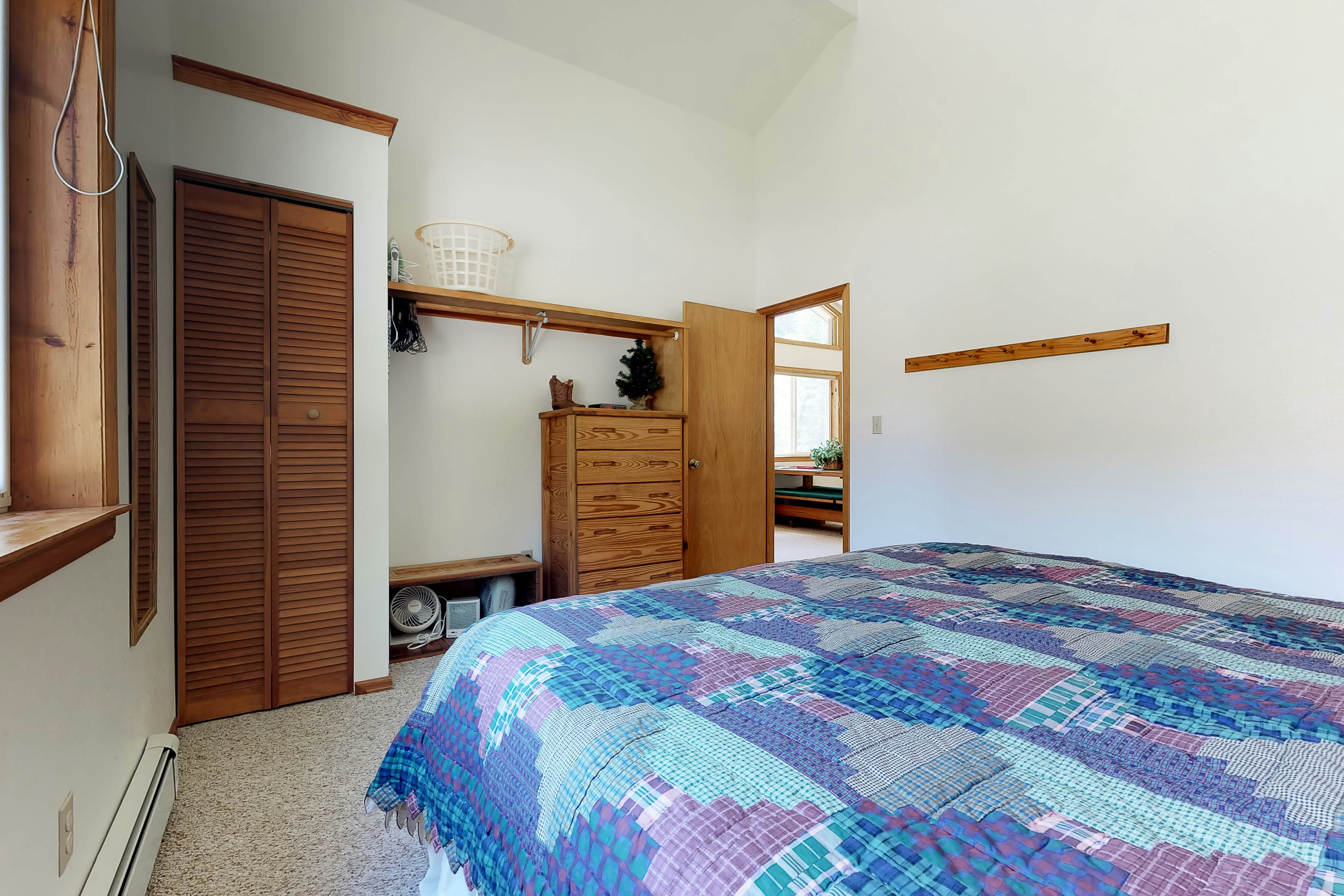 Three Sisters Peak Cabin at Filoha Meadows