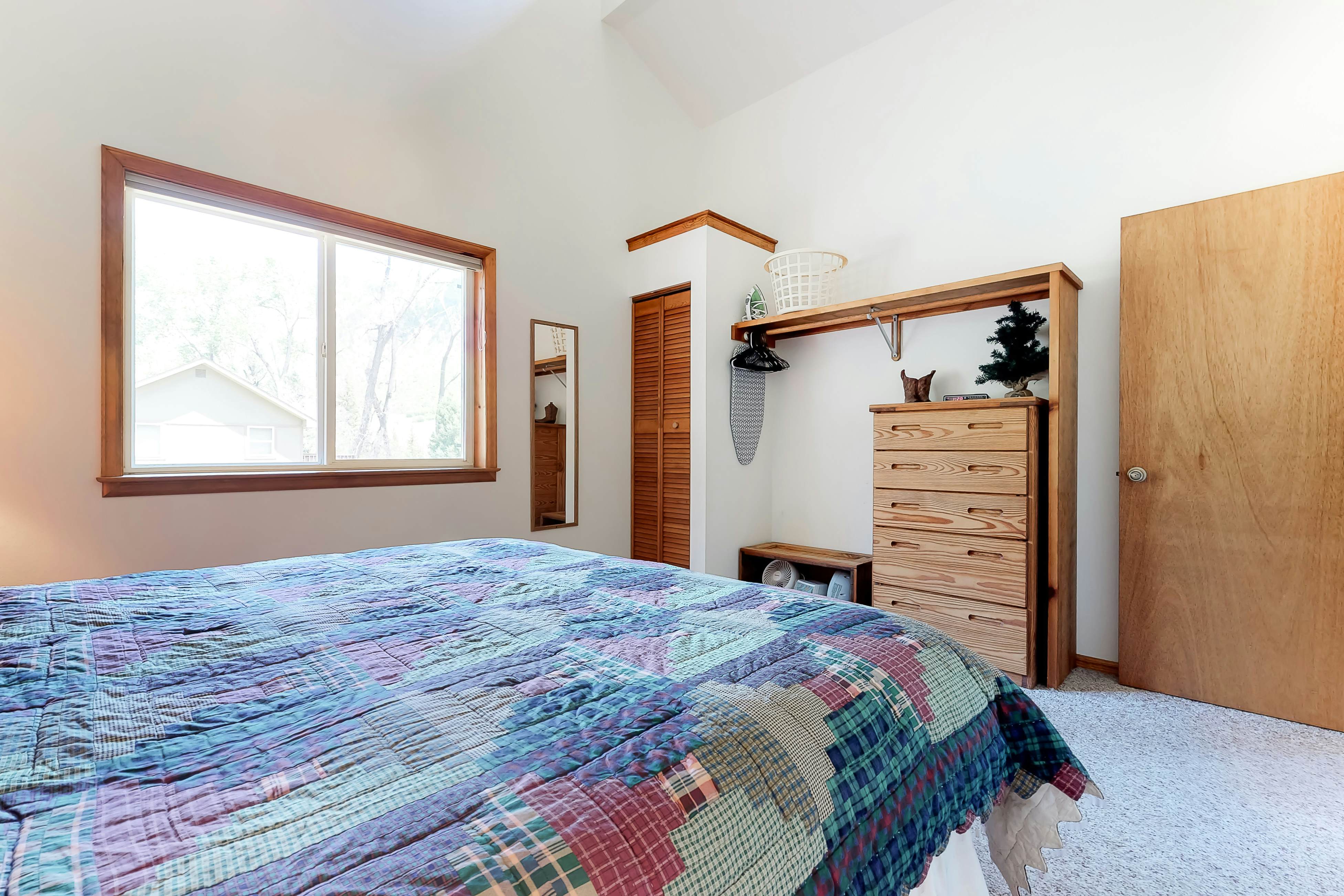 Three Sisters Peak Cabin at Filoha Meadows