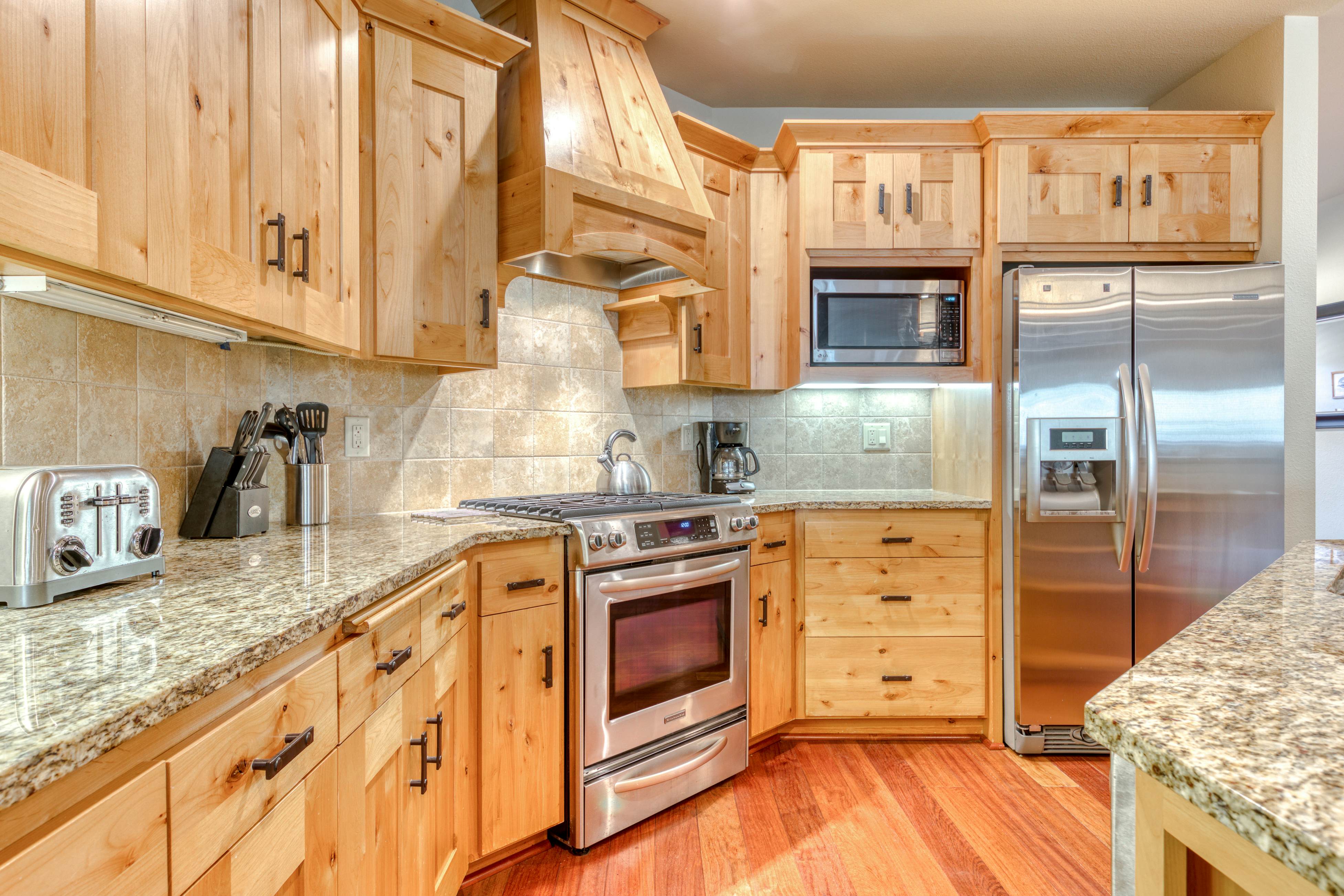 #301  Grand Lodge South Master Suite