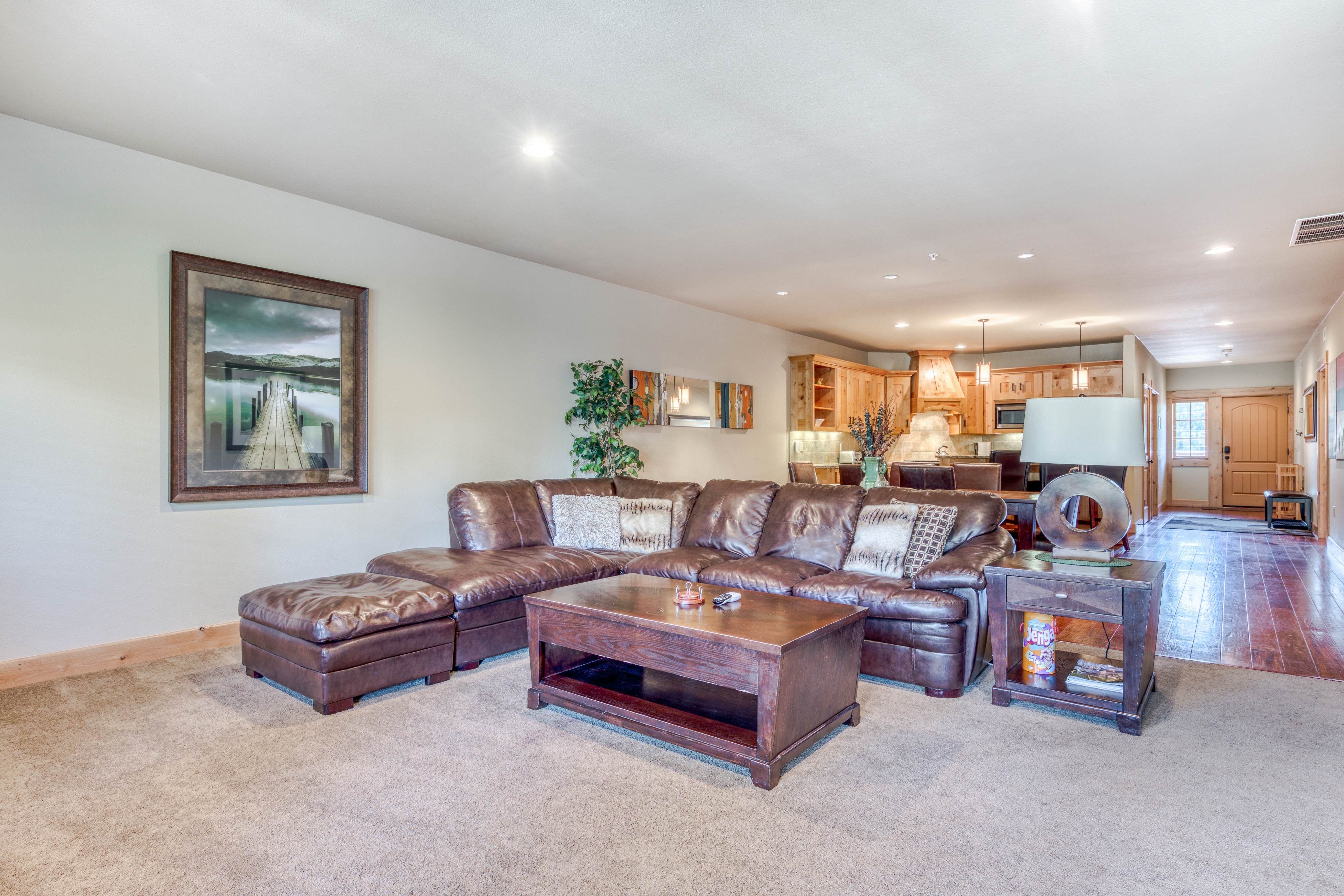 #301  Grand Lodge South Master Suite