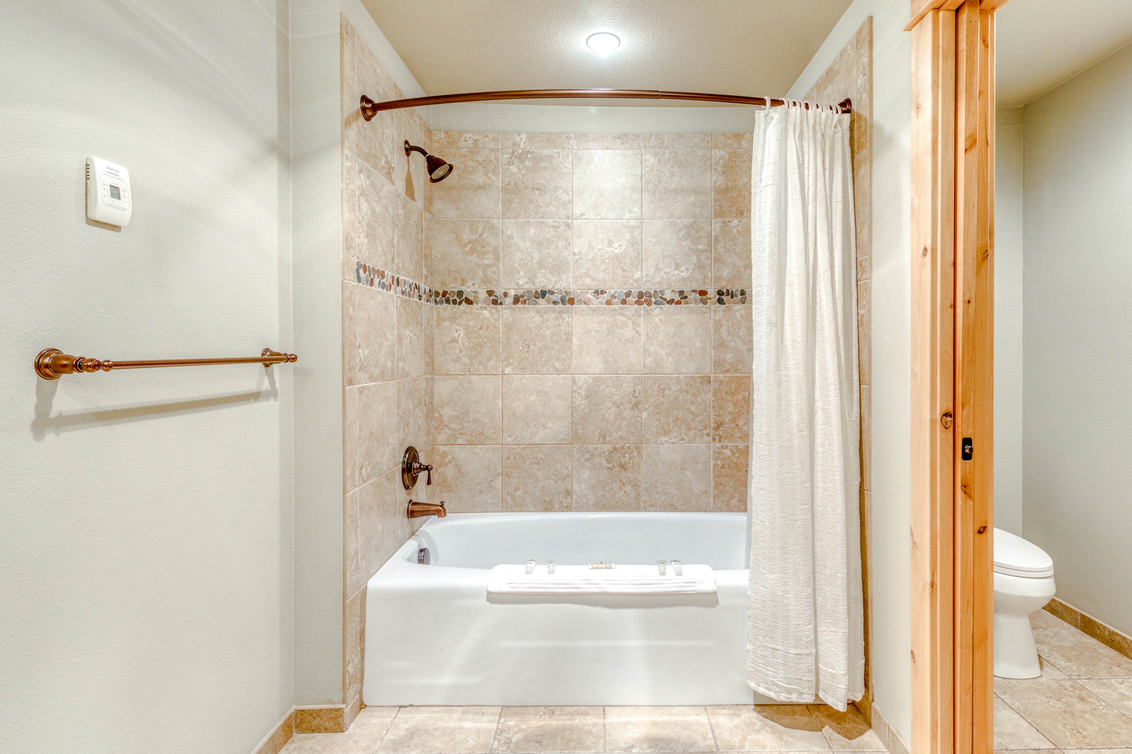 #301  Grand Lodge South Master Suite