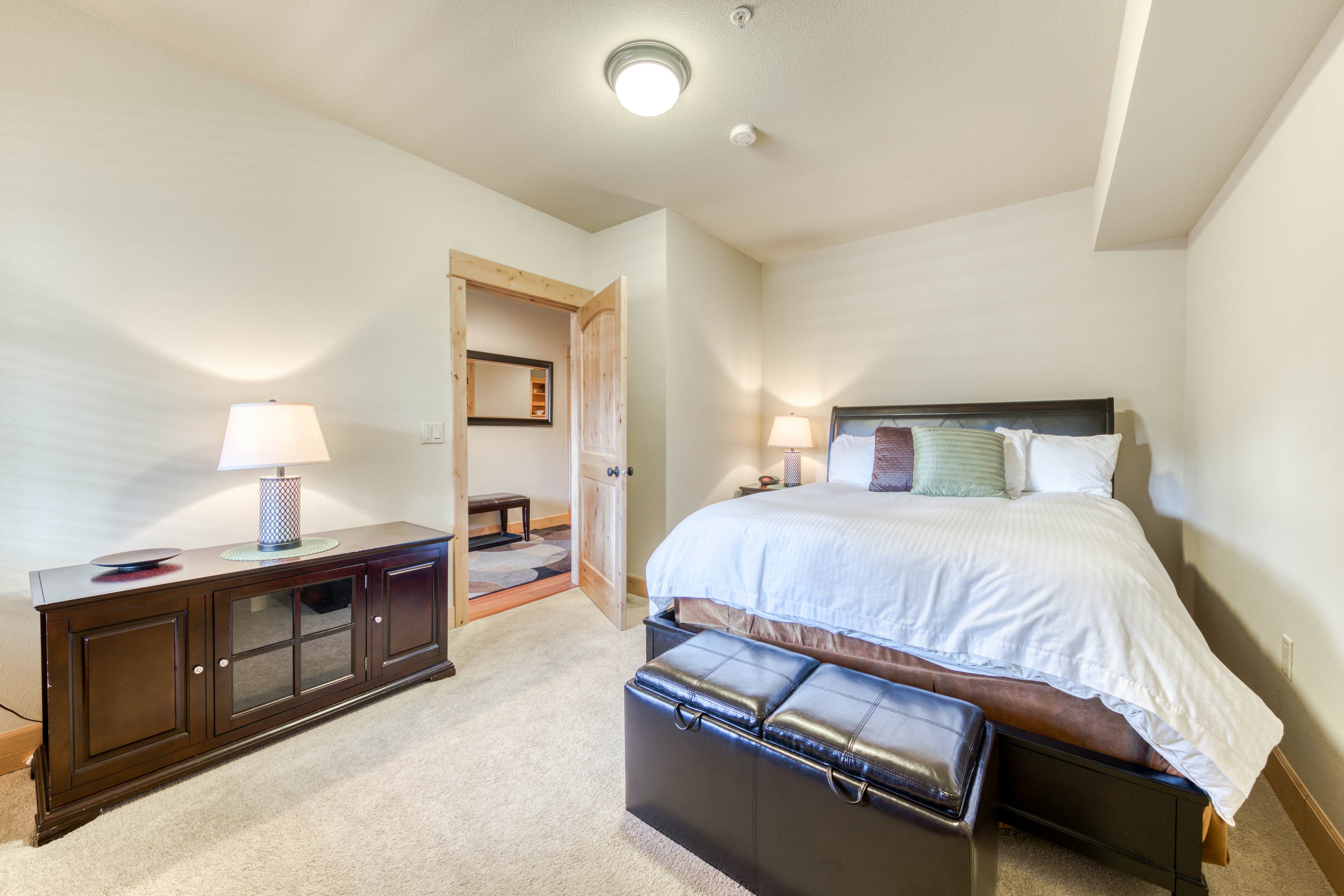 #301  Grand Lodge South Master Suite