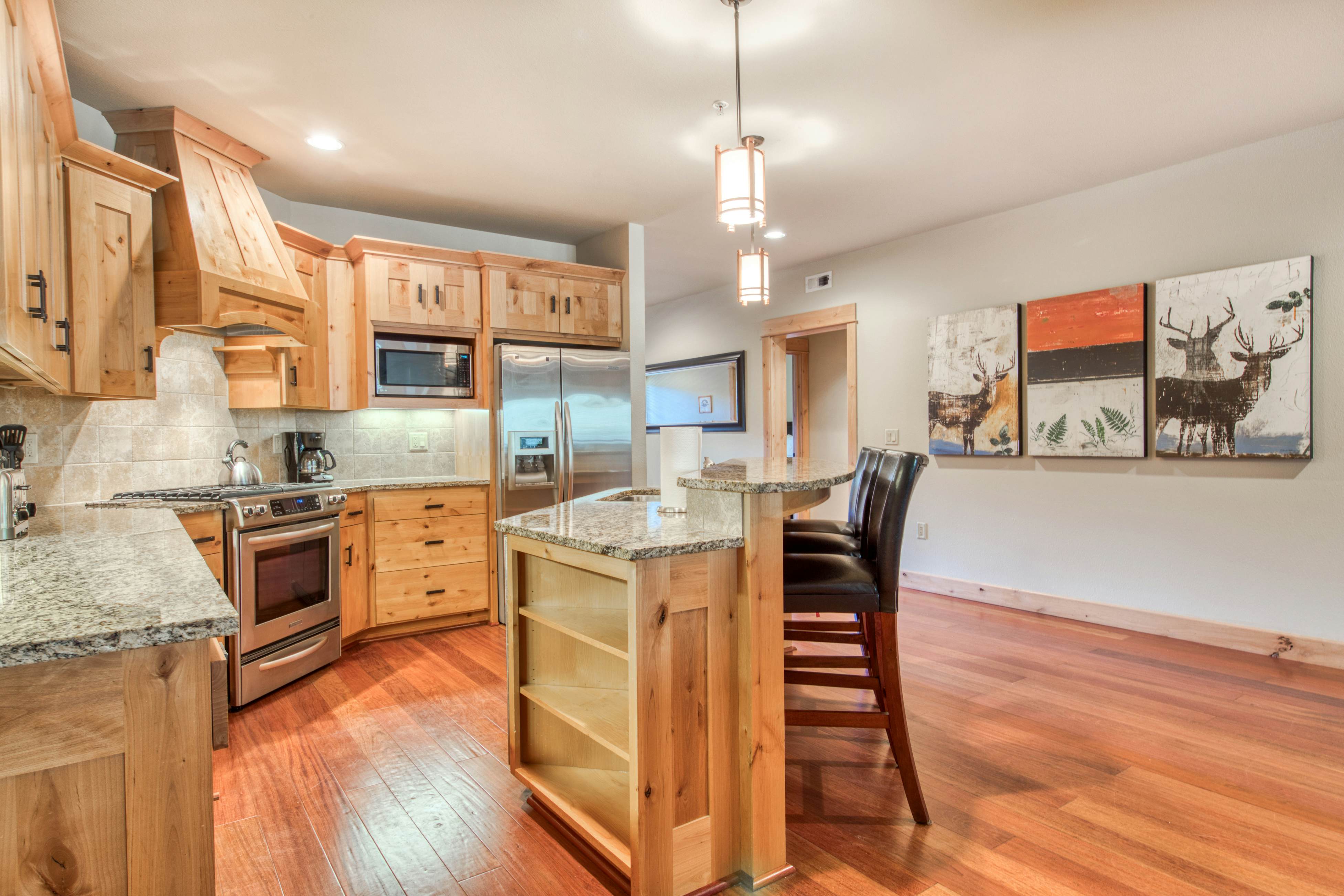 #301  Grand Lodge South Master Suite