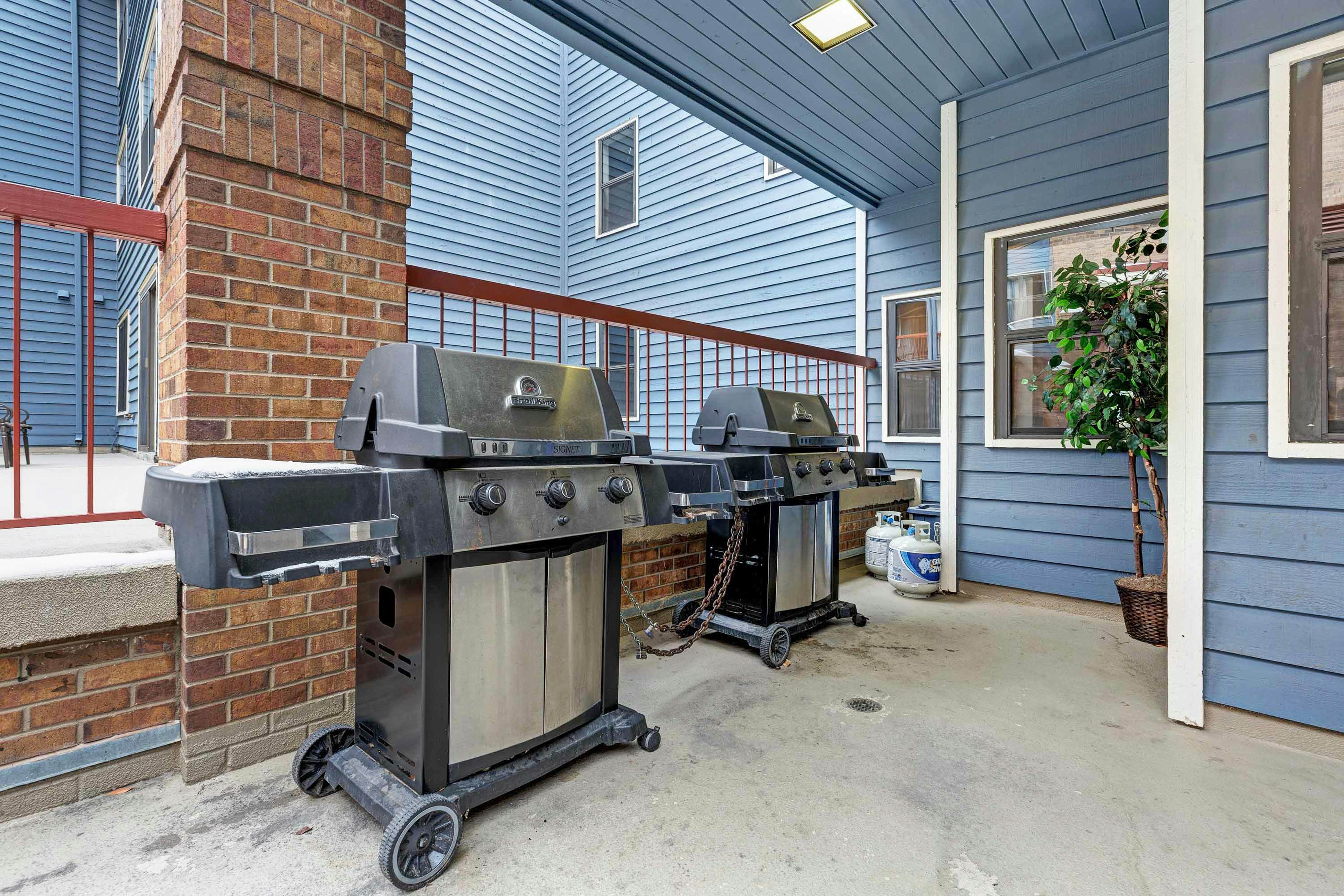 River Mountain Lodge #W220