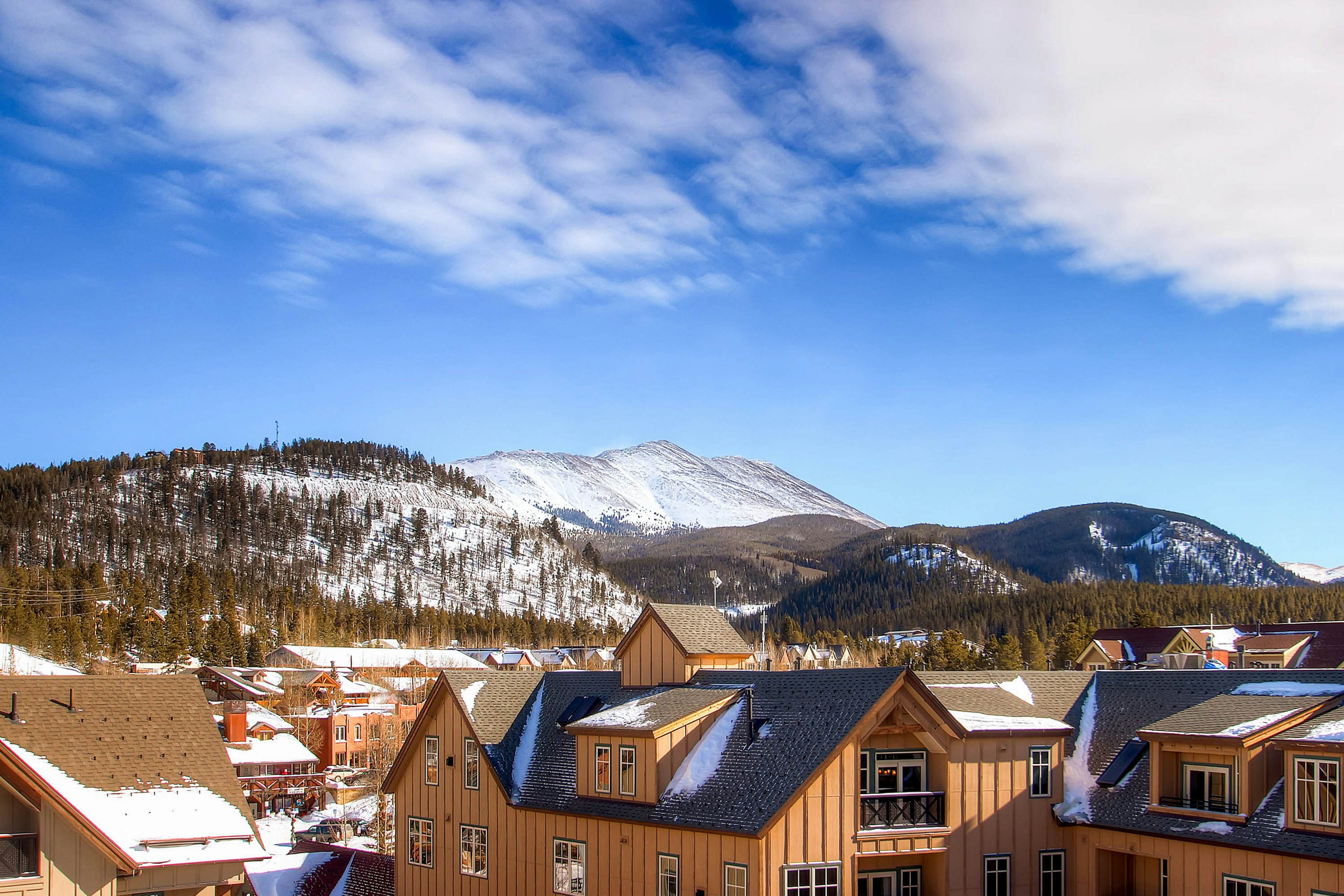 Main Street Station #1210