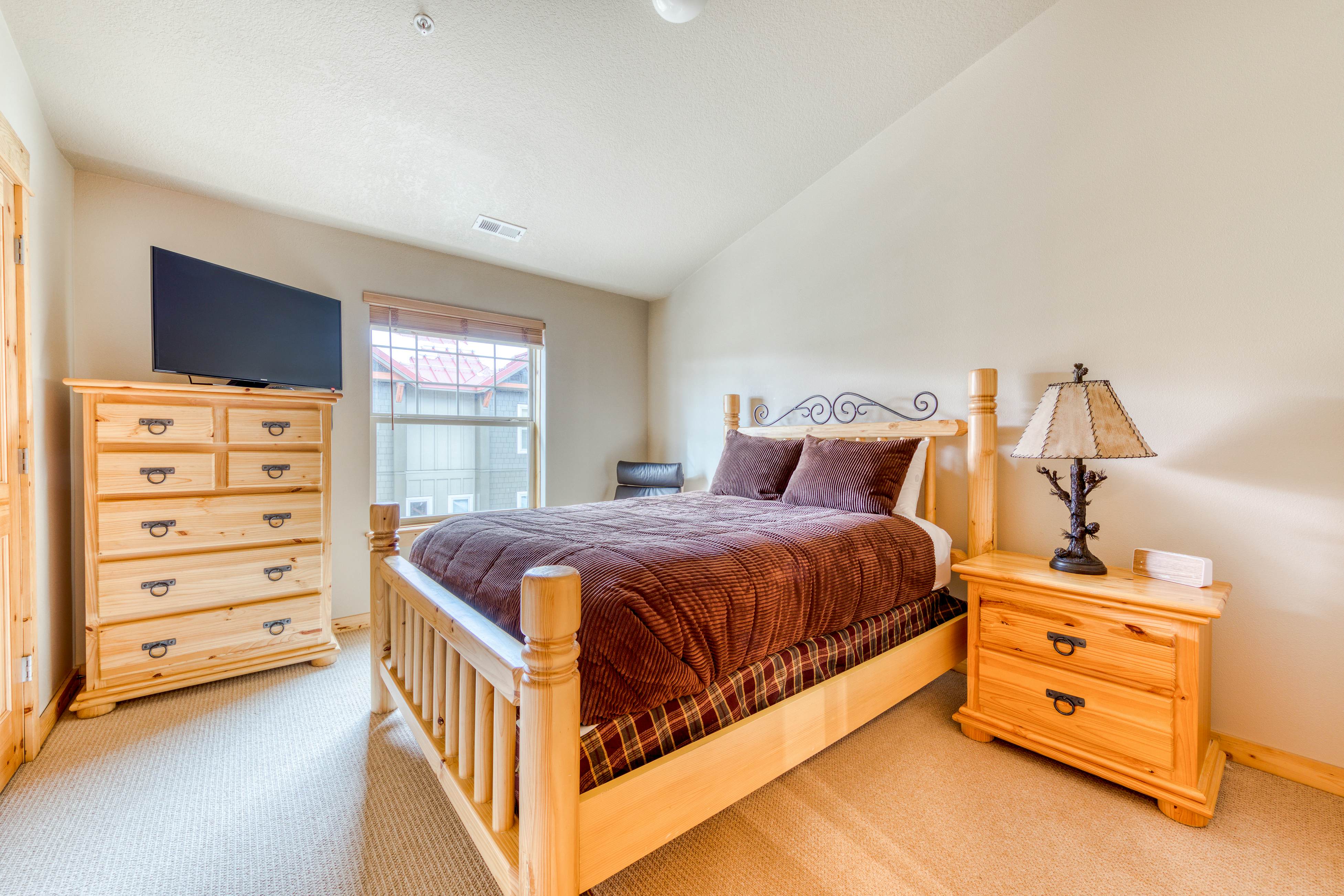 Collins Lake Chalet #24