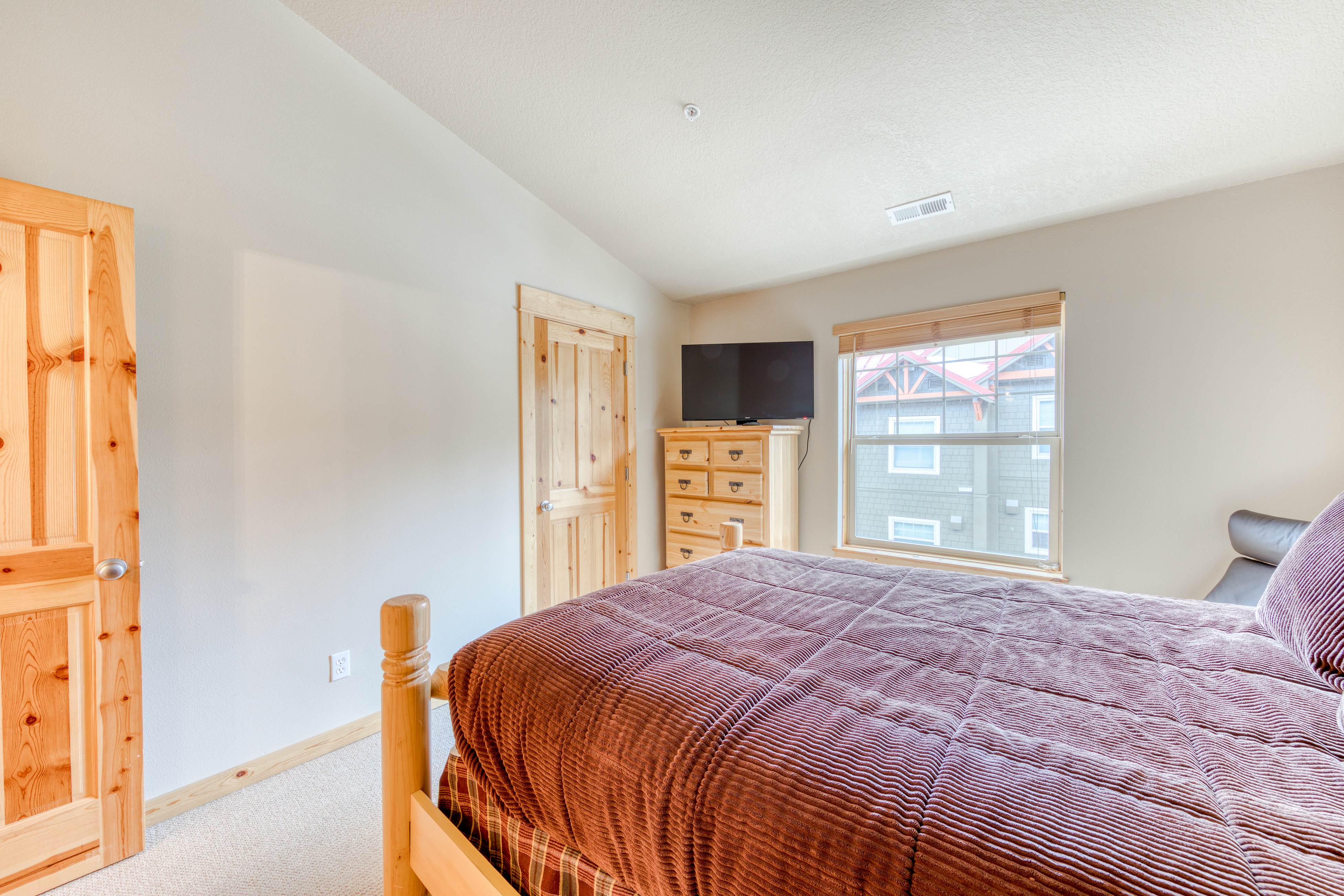 Collins Lake Chalet #24