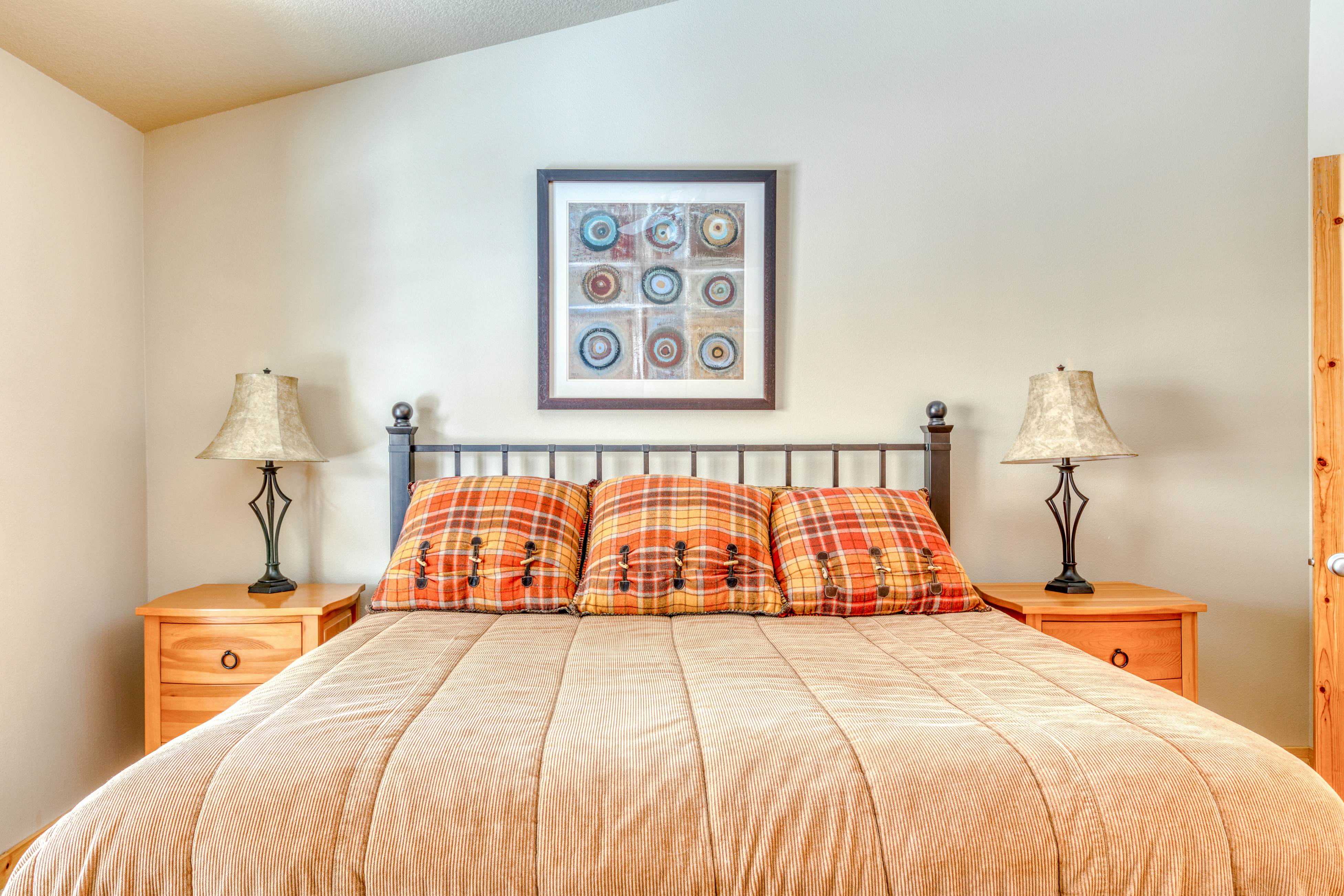 Collins Lake Chalet #24