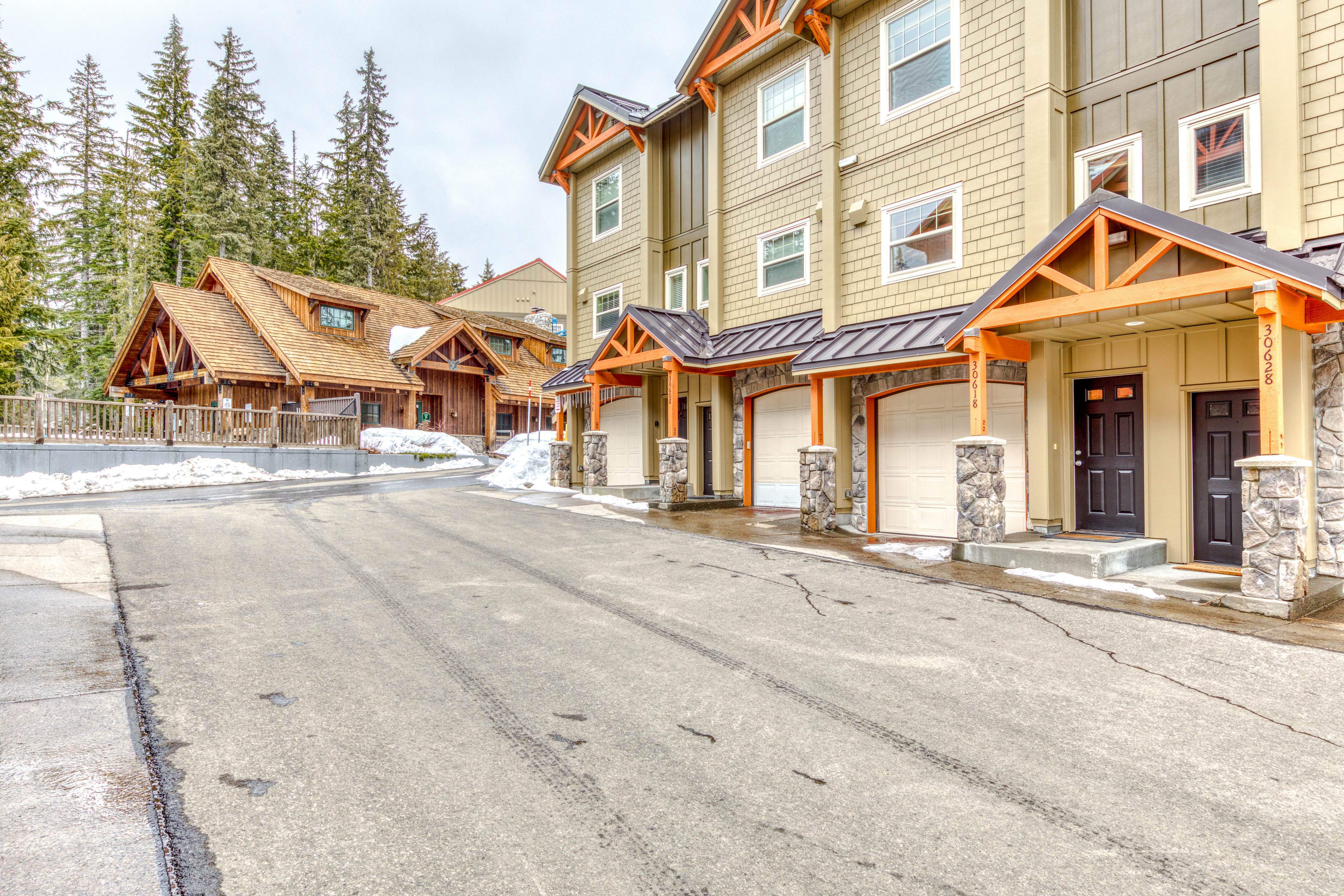 Collins Lake Chalet #24