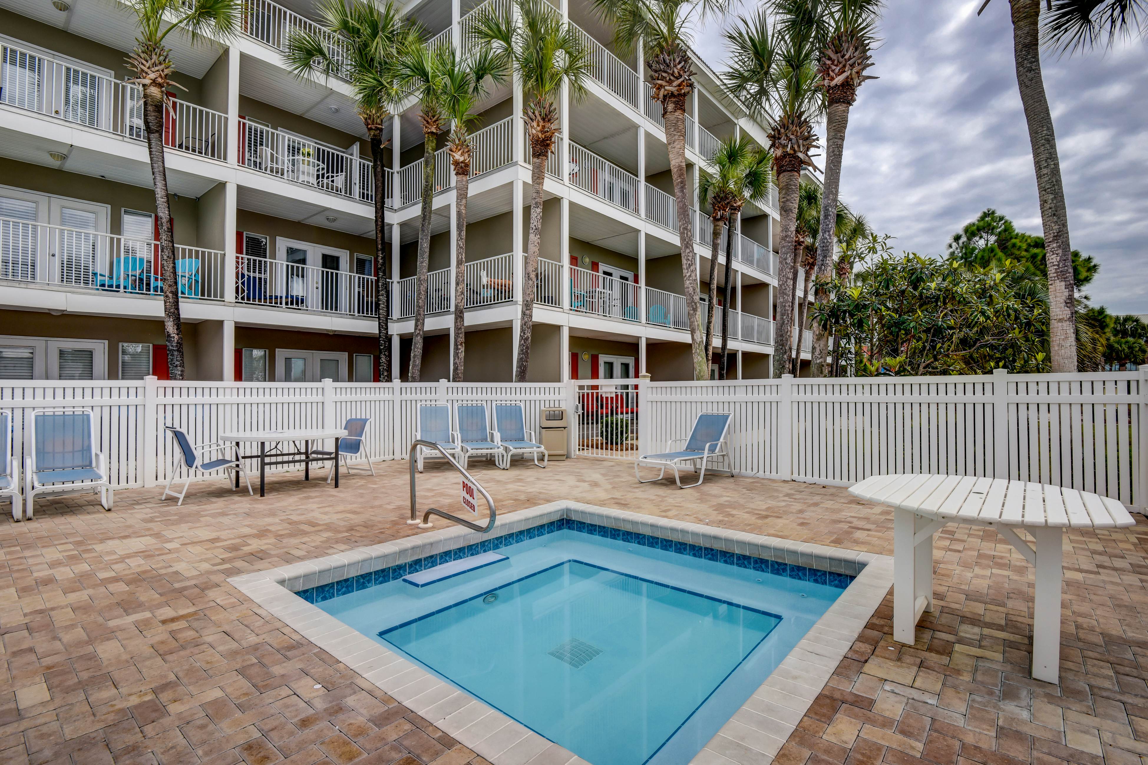 Gulf Place Caribbean 215