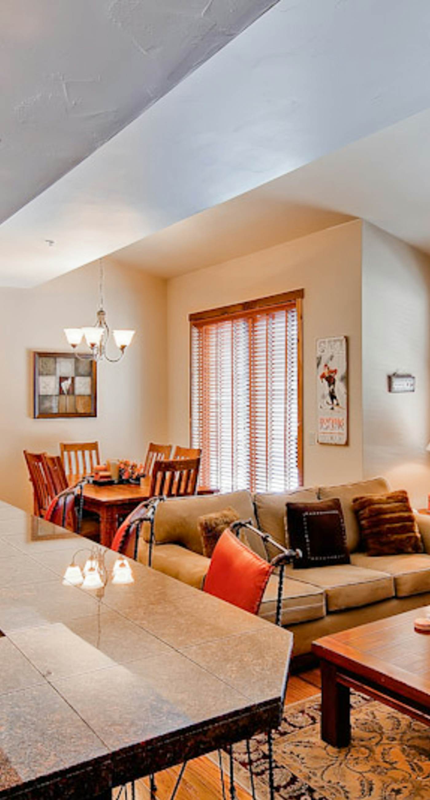 Main Street Junction #32