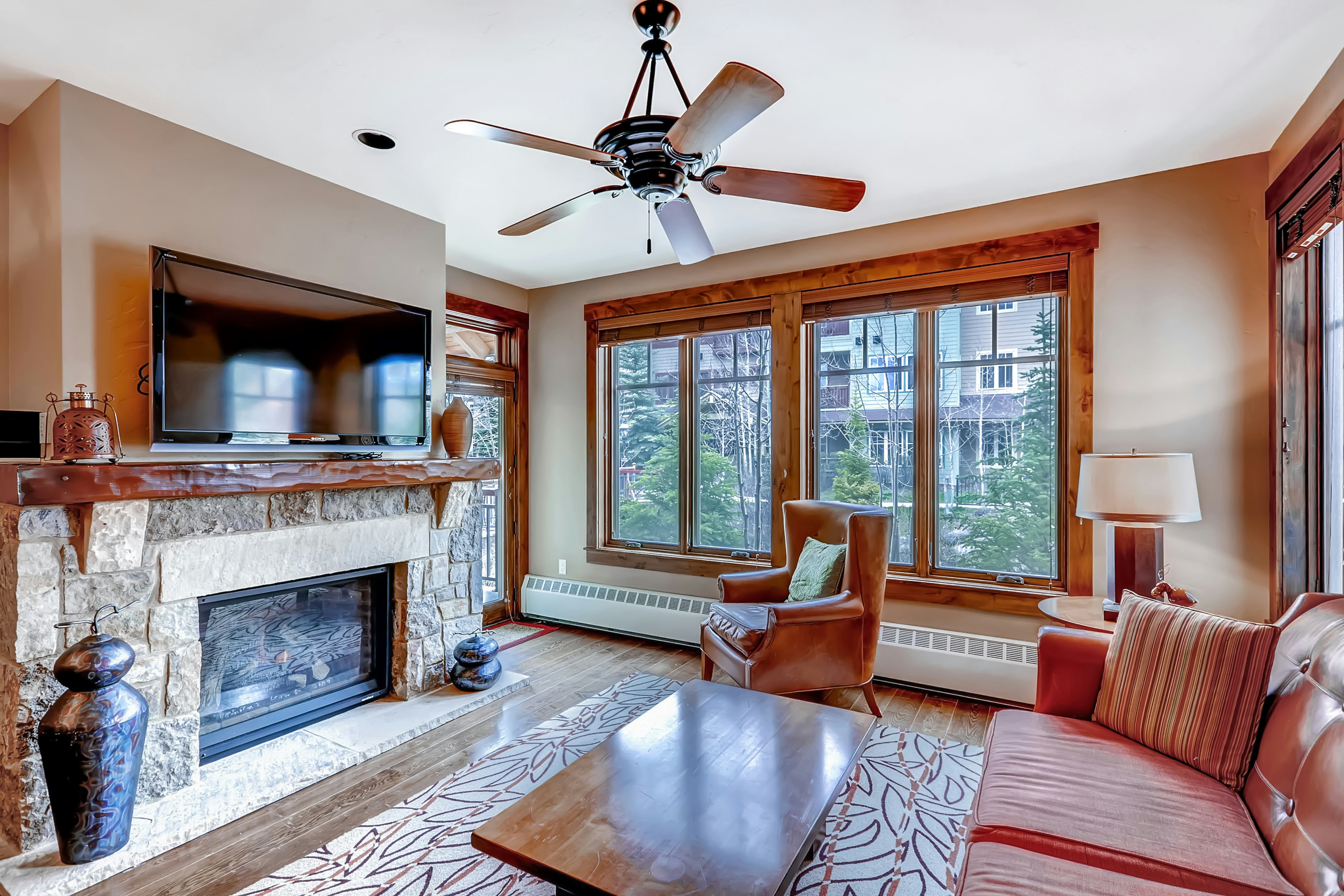 Water House On Main Street #5105