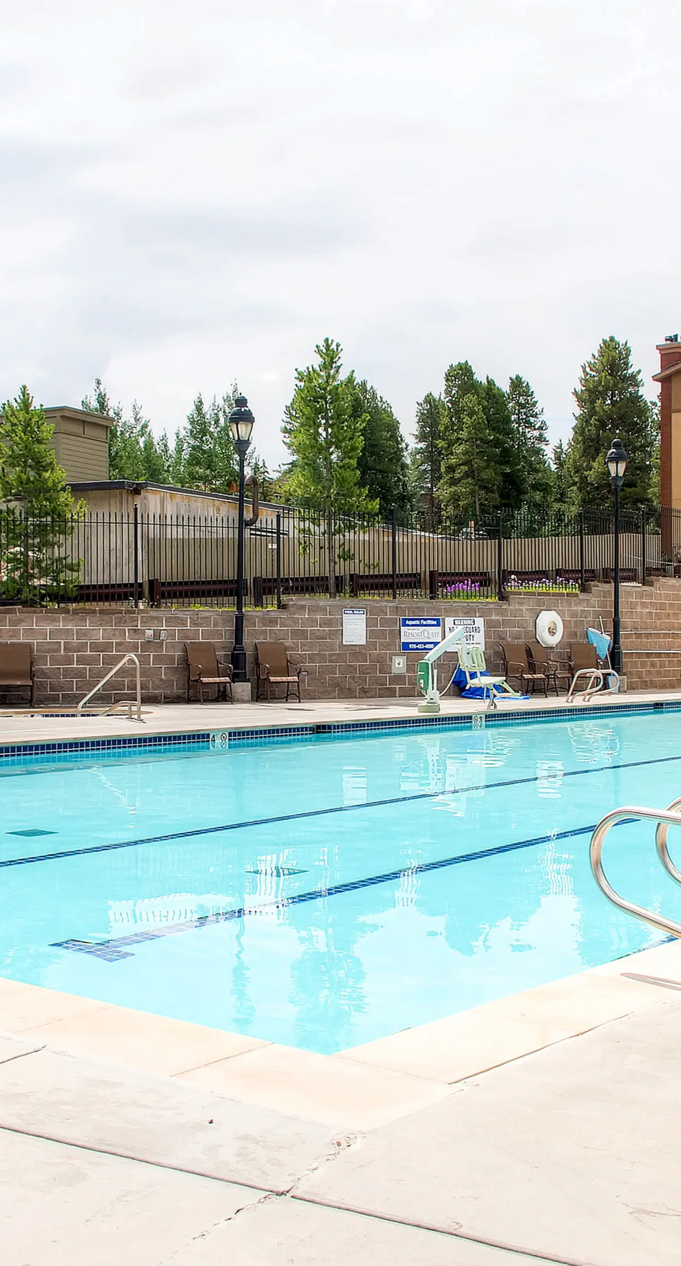 Water House On Main Street #5305