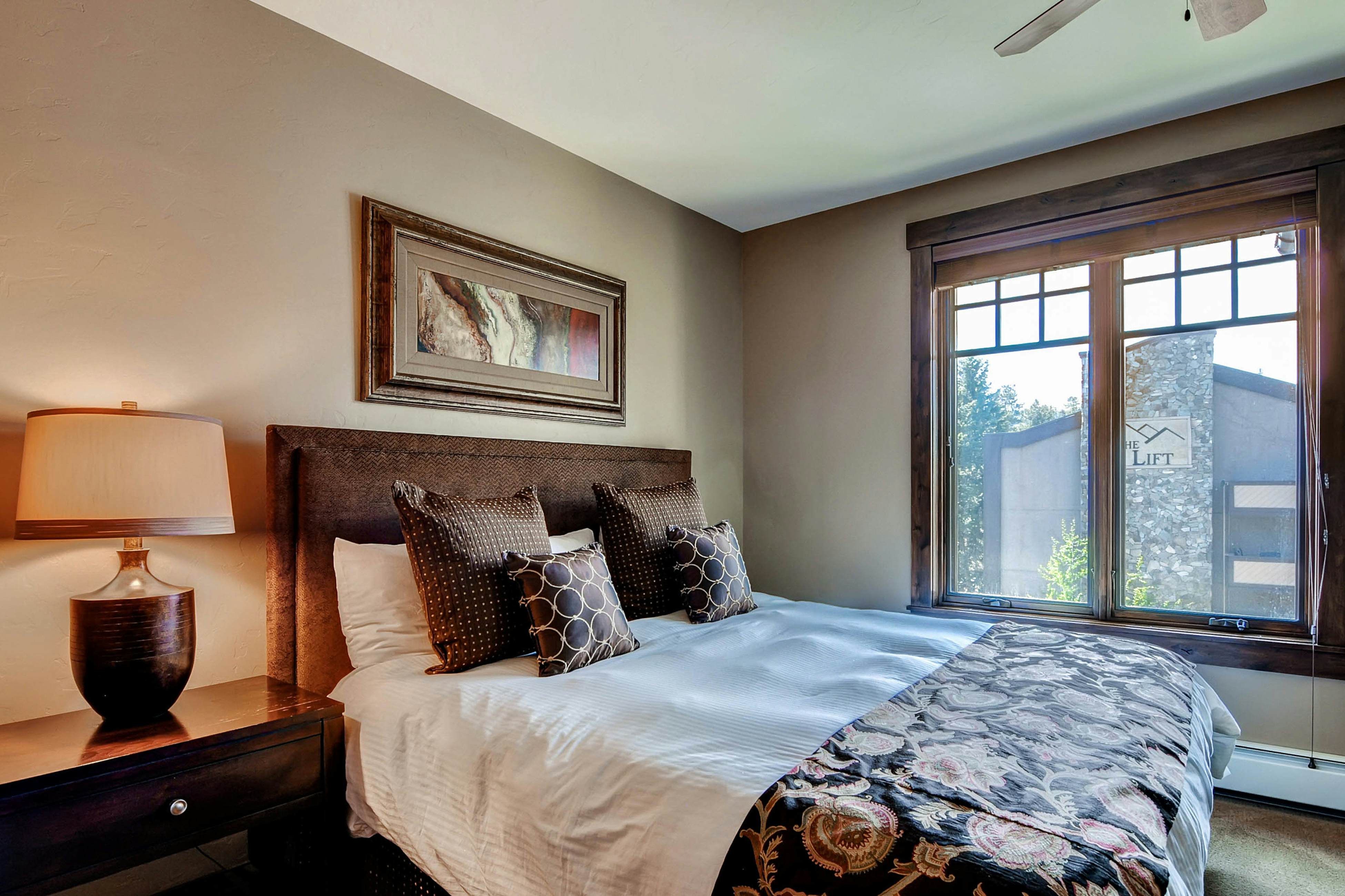 Water House On Main Street #5304