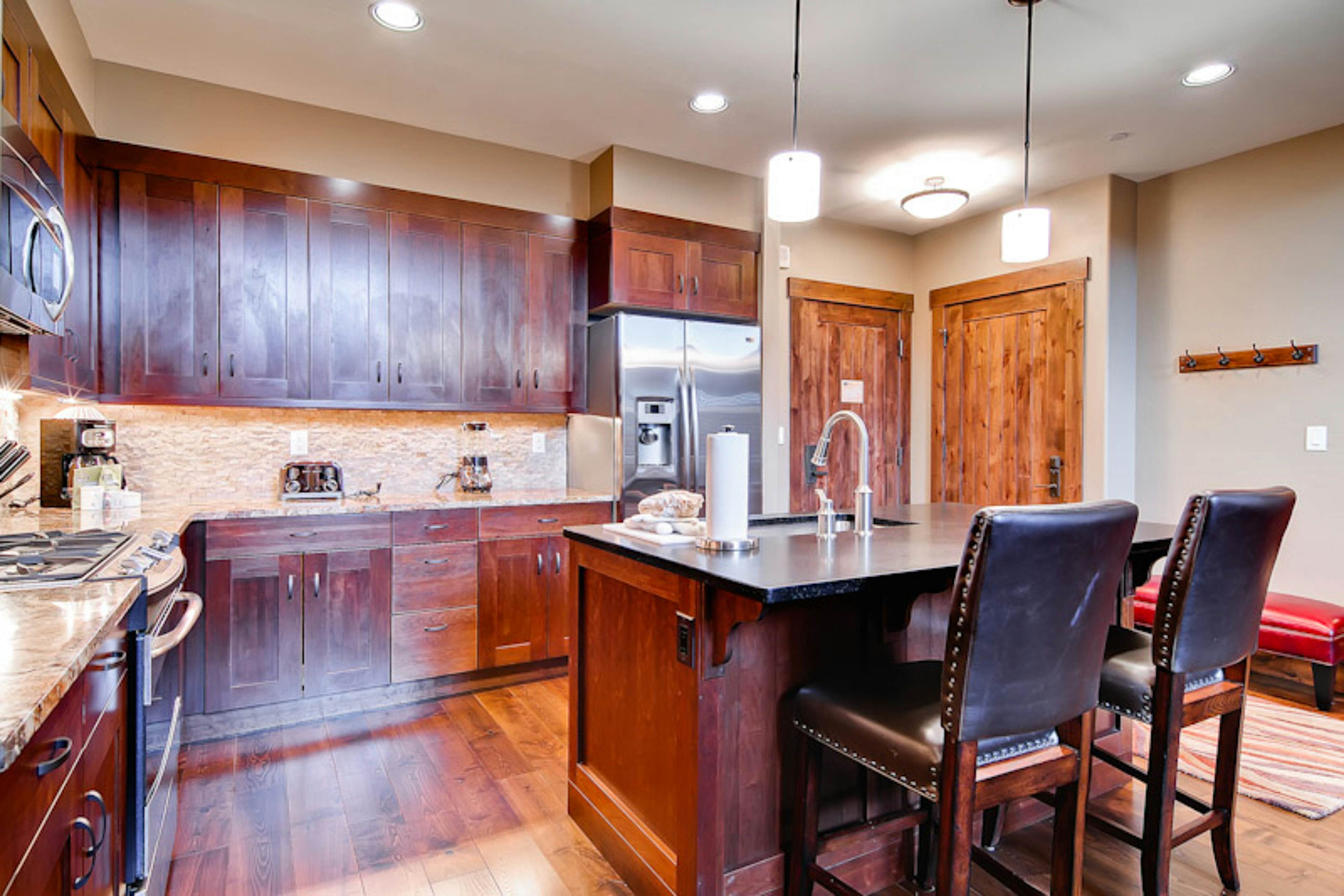 Water House On Main Street #5304