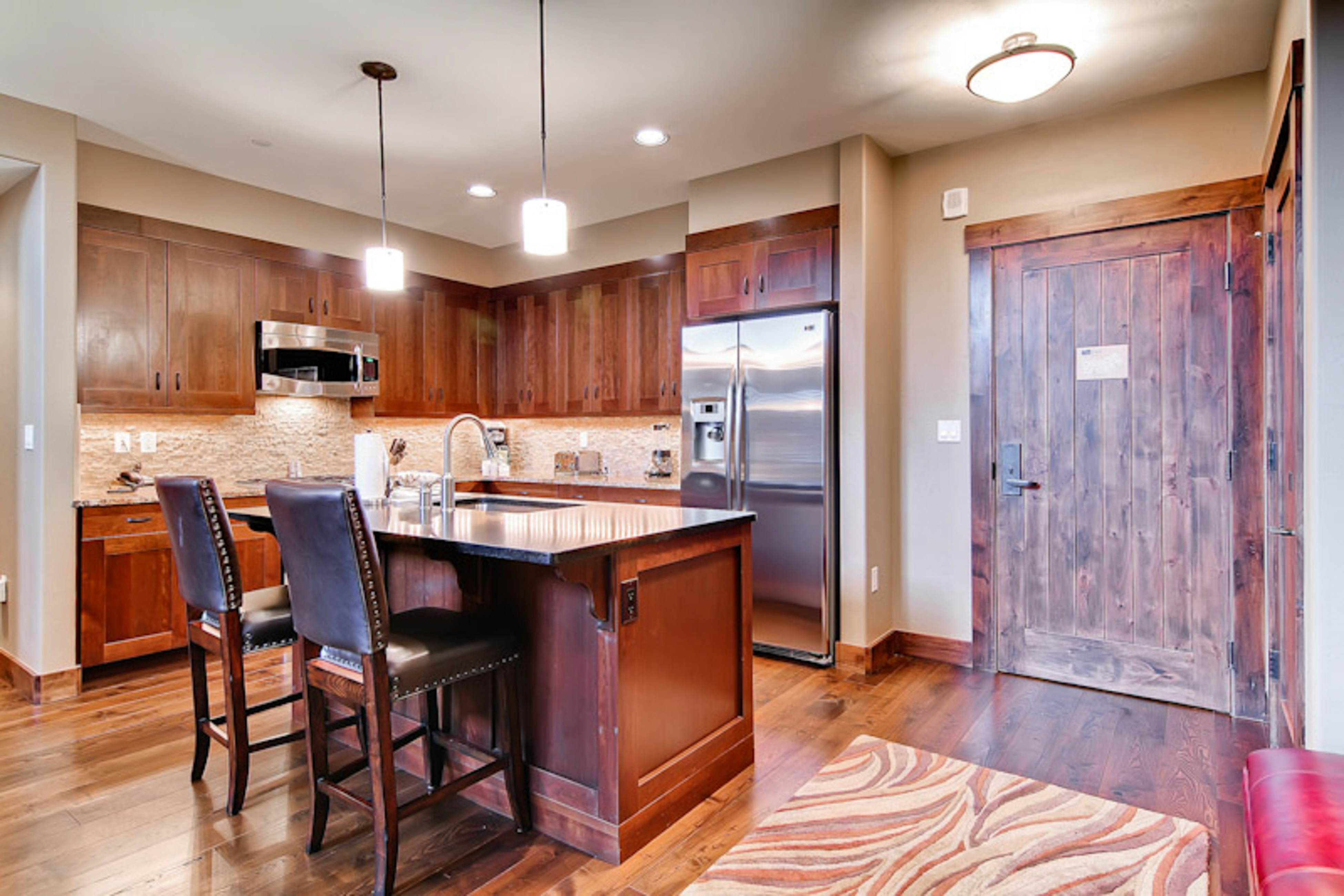 Water House On Main Street #5304