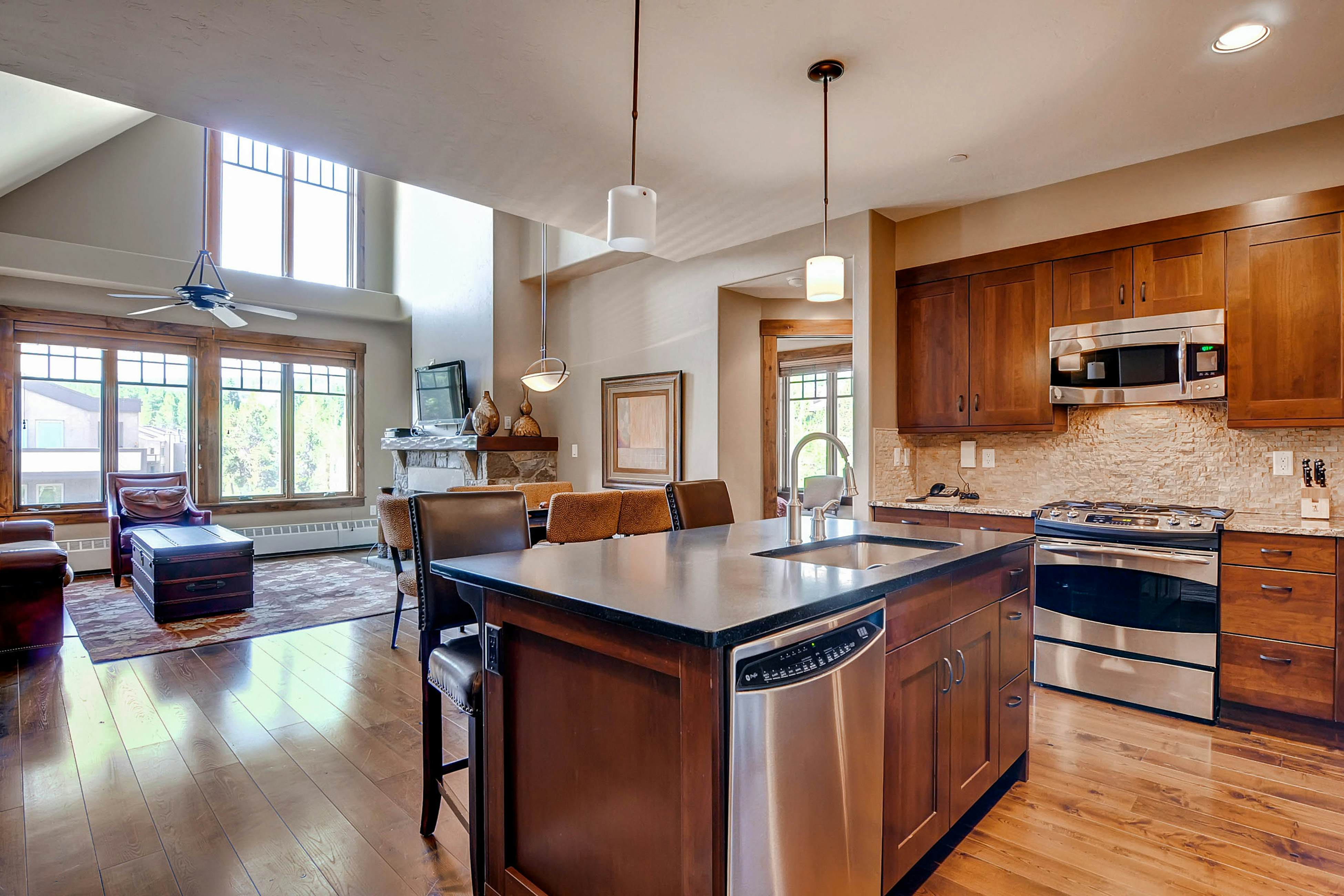 Water House On Main Street #5304