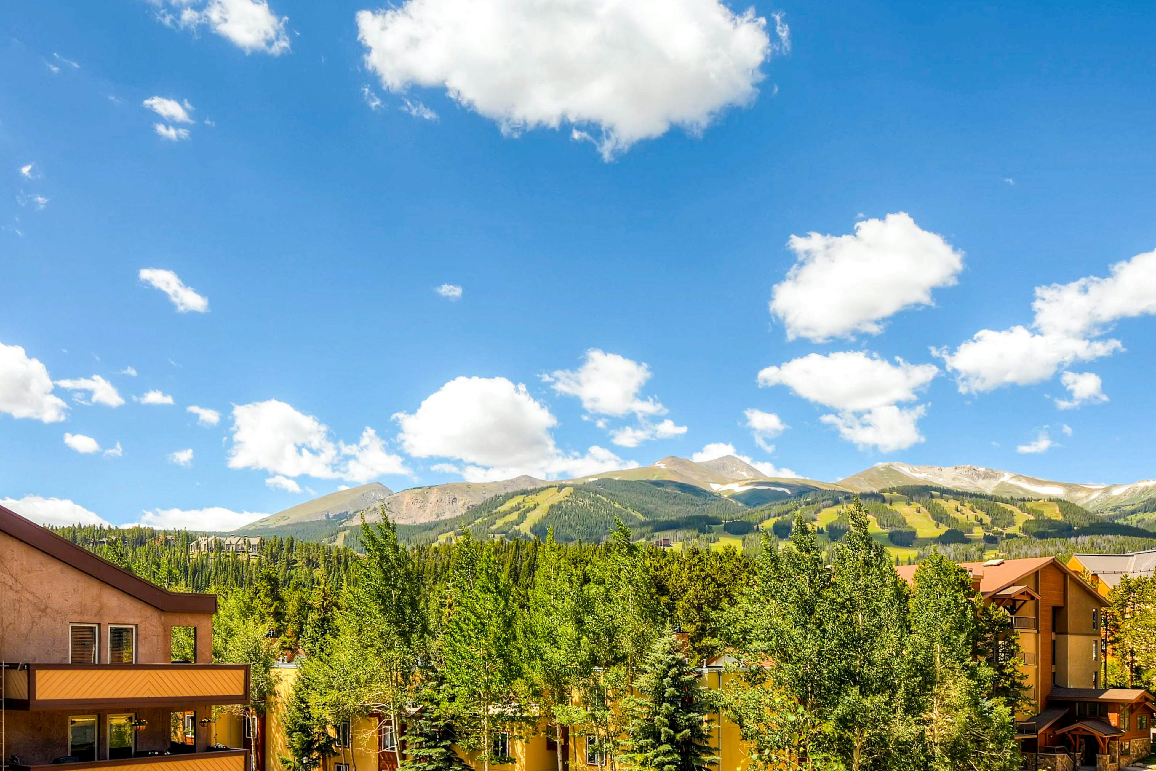 Water House On Main Street #5306