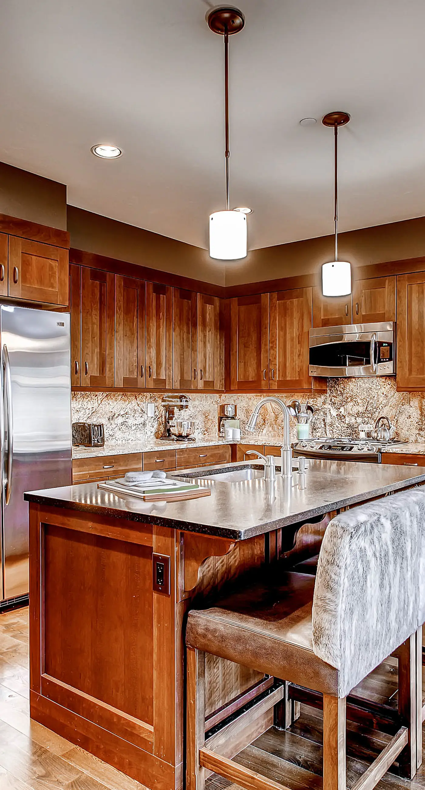 Water House On Main Street #5305