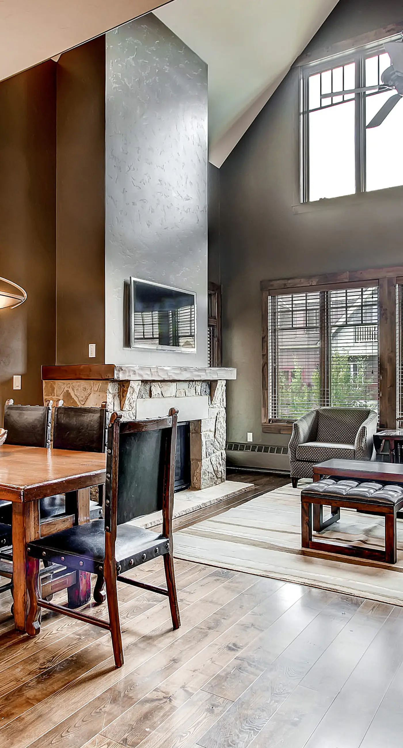 Water House On Main Street #5305