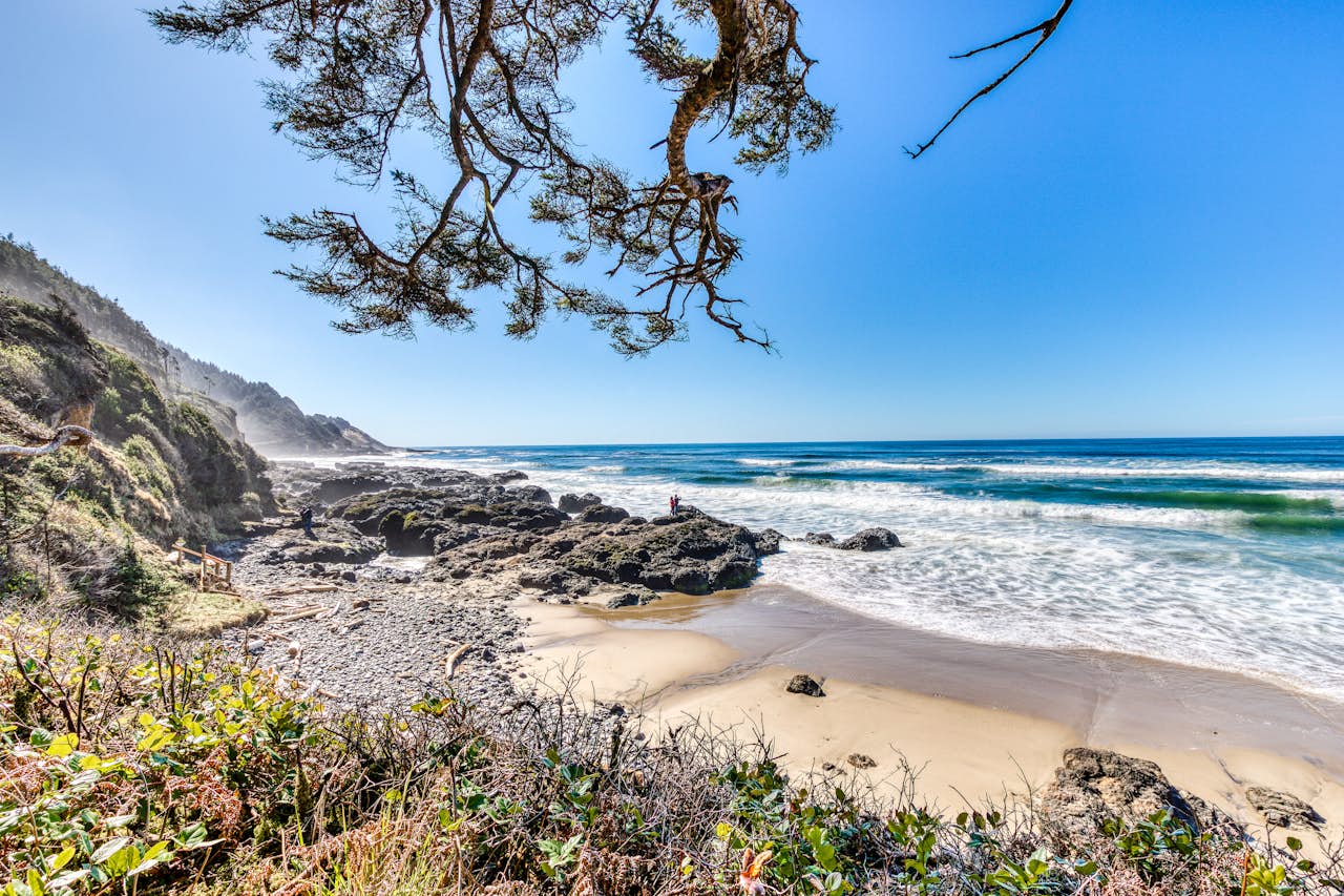 Cape Cod Cottages 7 0 BD Waldport, OR Vacation Rental Vacasa