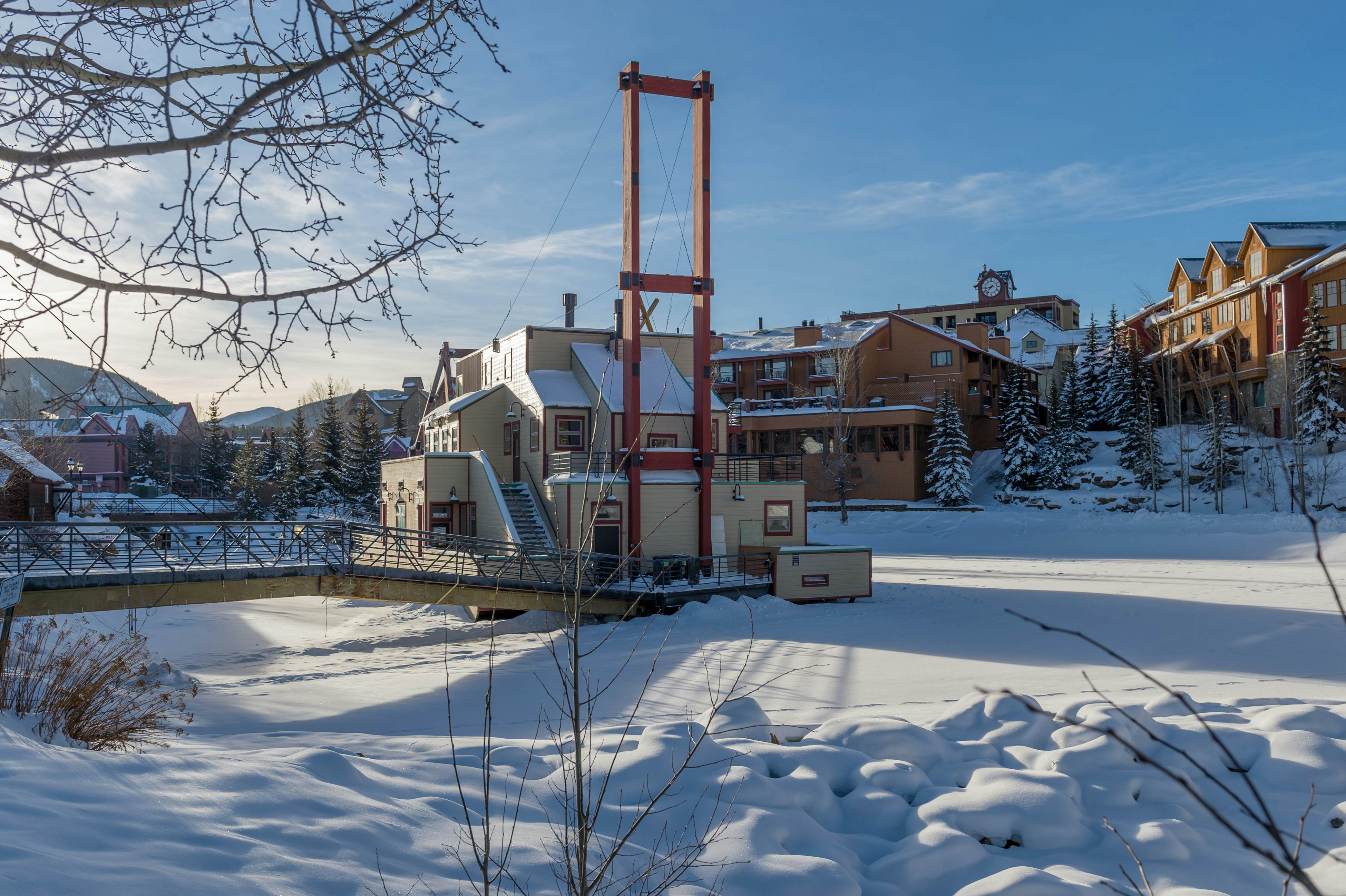 Water House On Main Street #6108