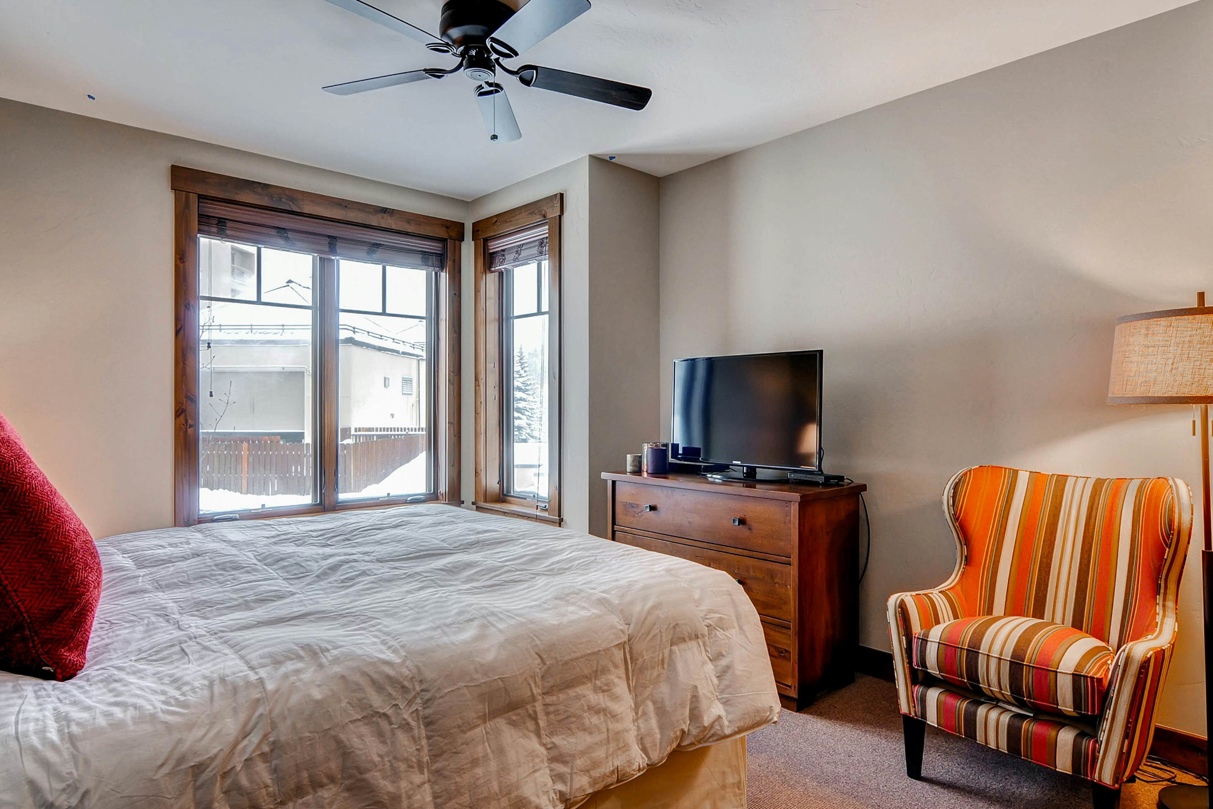 Water House On Main Street #6108