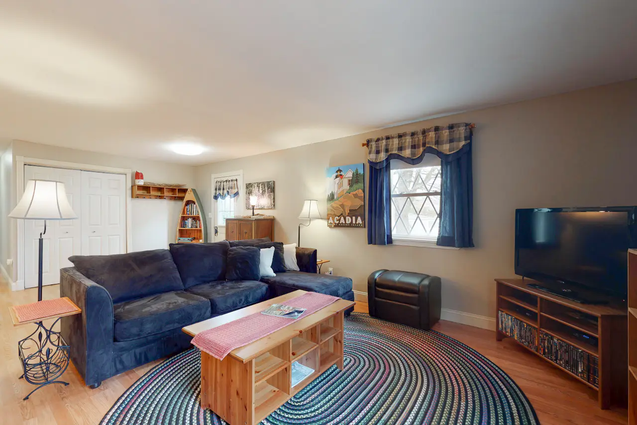 Lucky Stone Cottage 2 BD Vacation Rental in Seal Cove, ME Vacasa