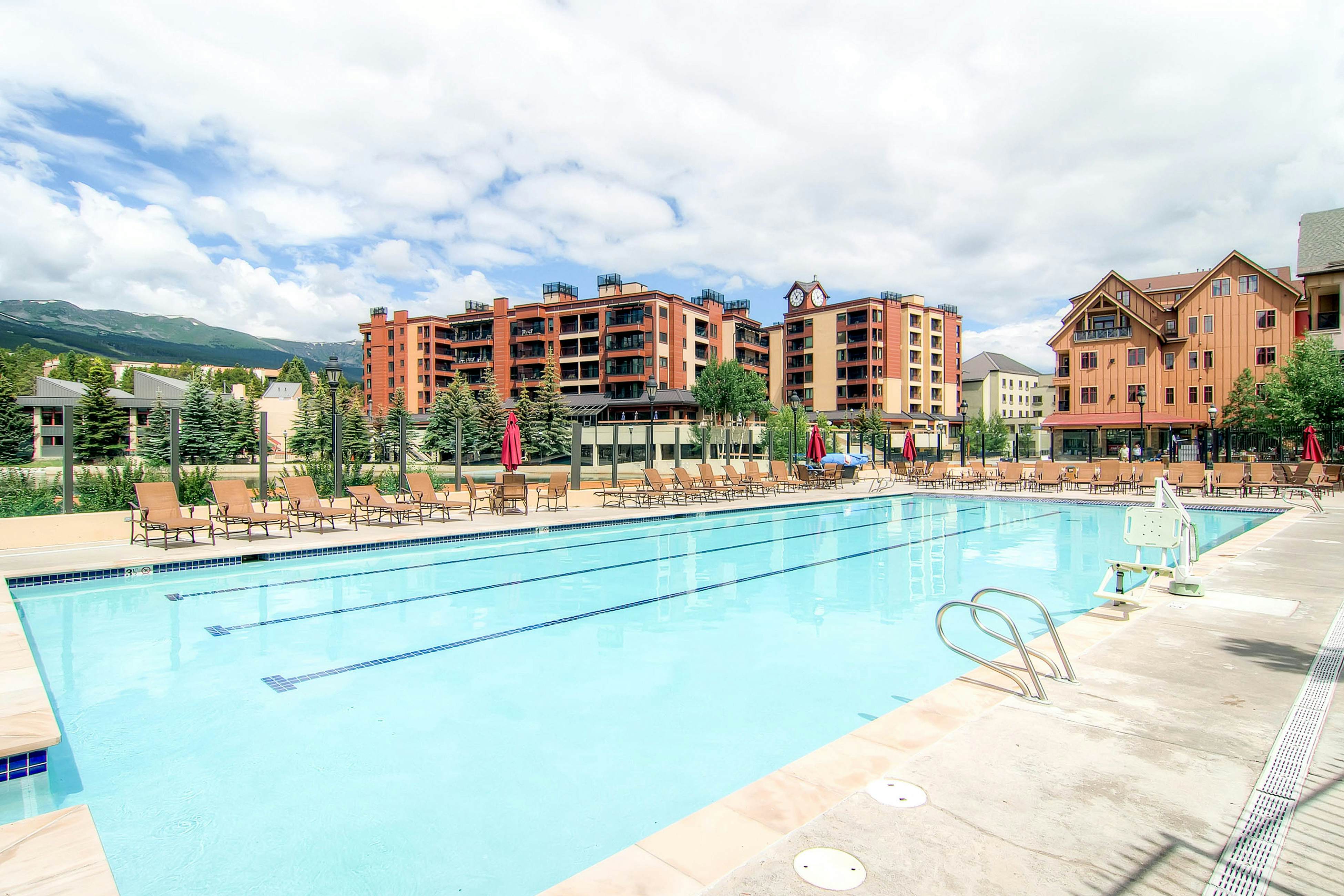 Water House On Main Street #6208