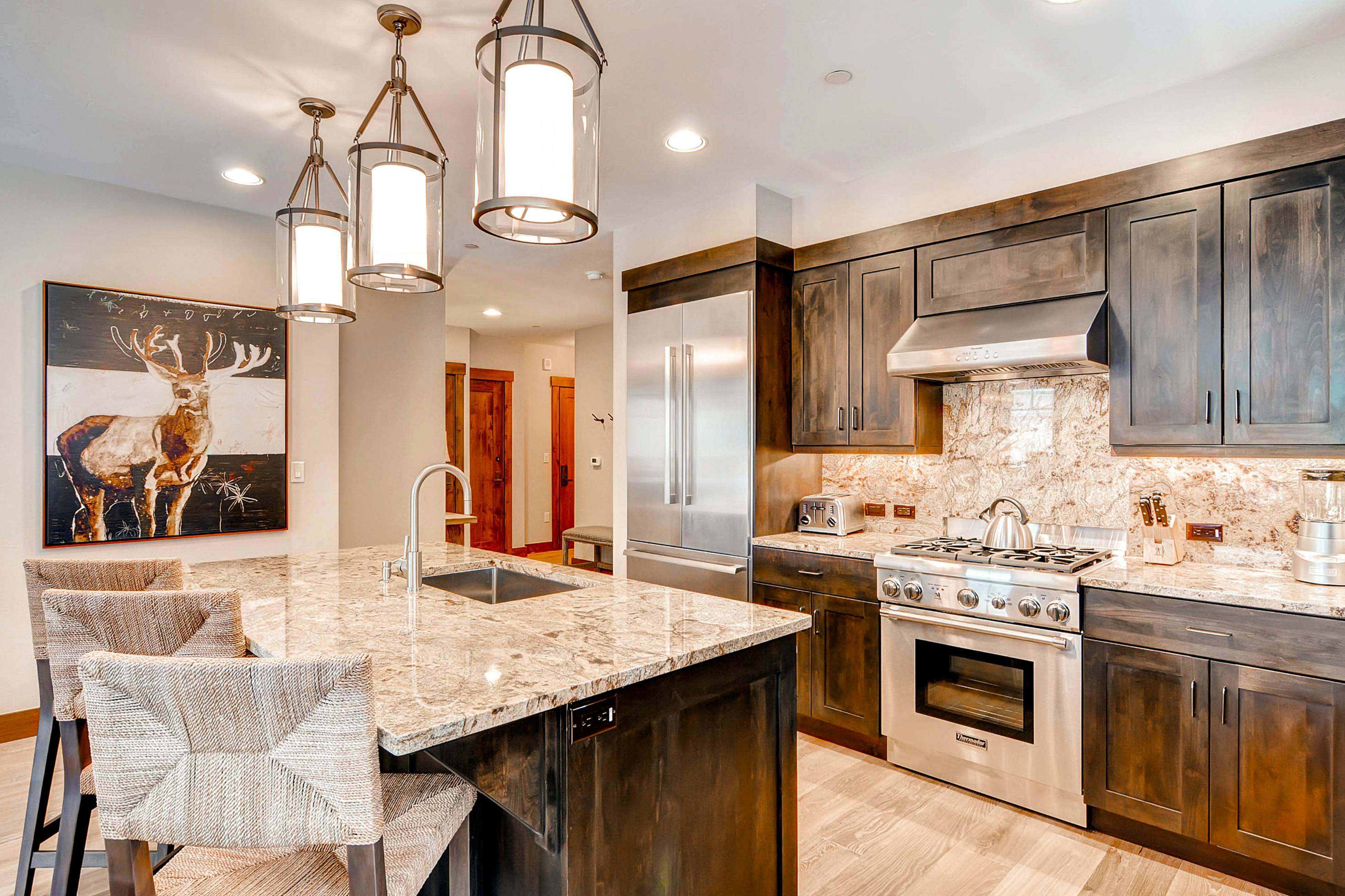 Water House On Main Street #6108