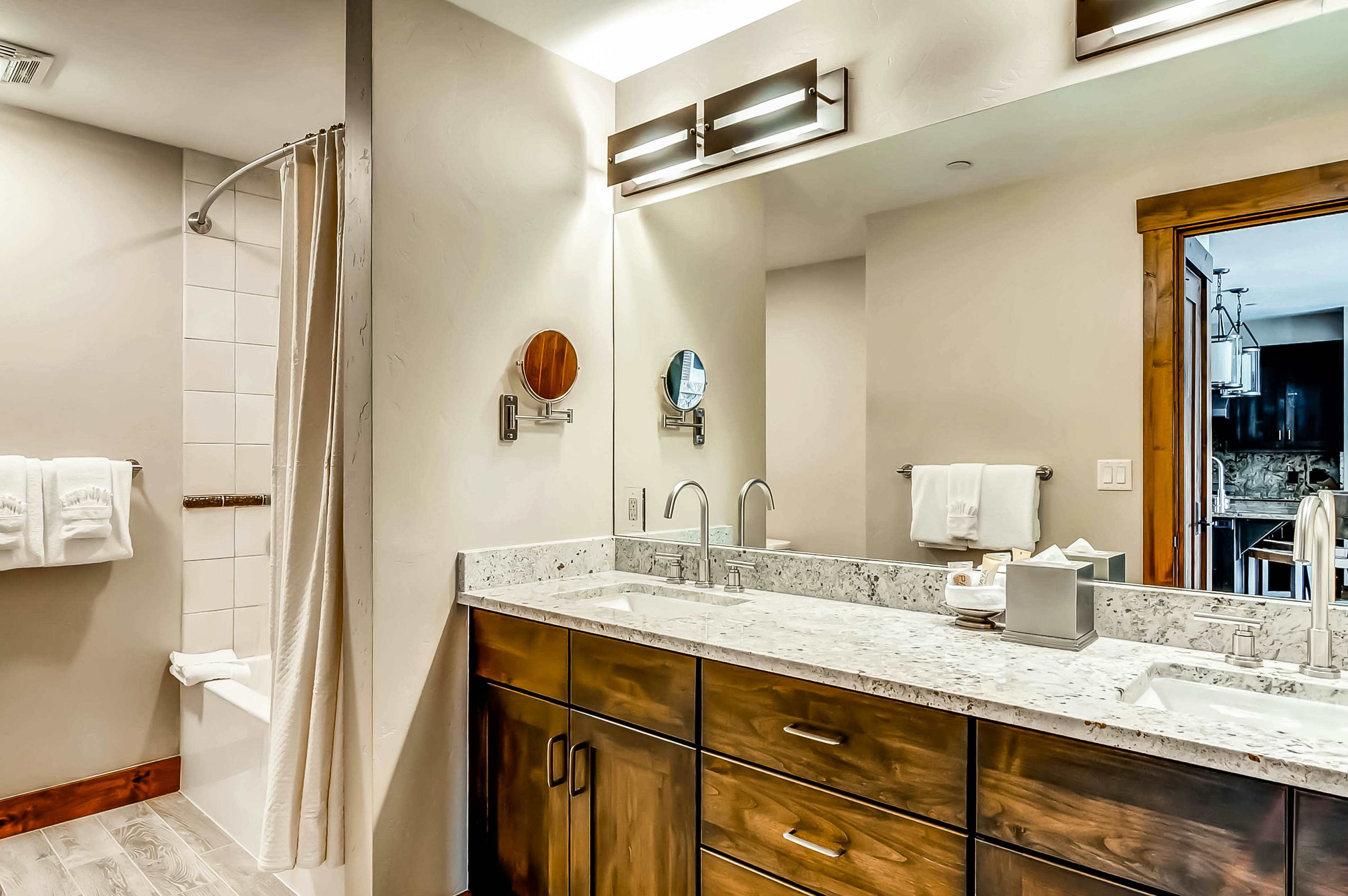 #6310 Water House On Main Street