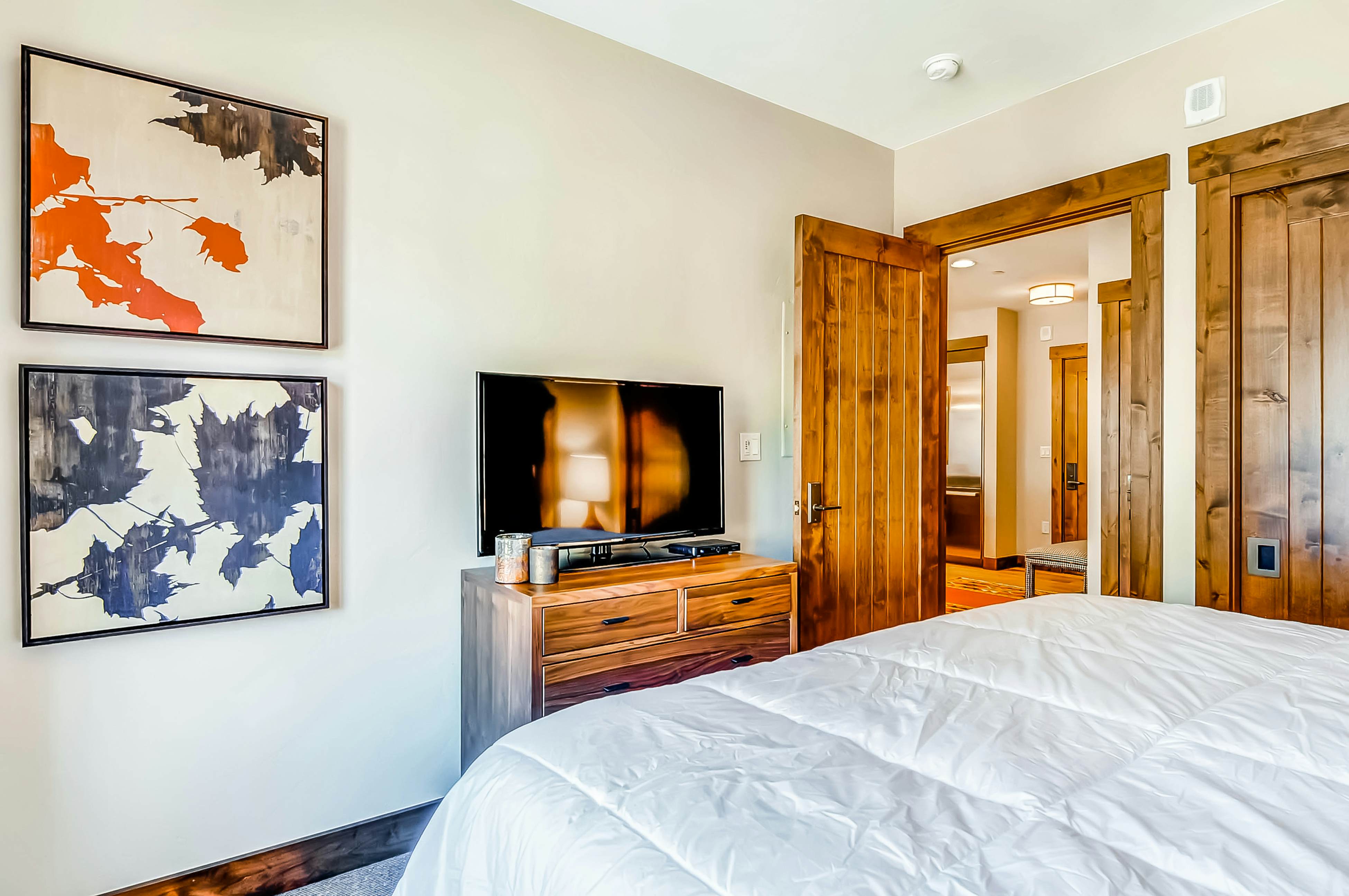 #6310 Water House On Main Street