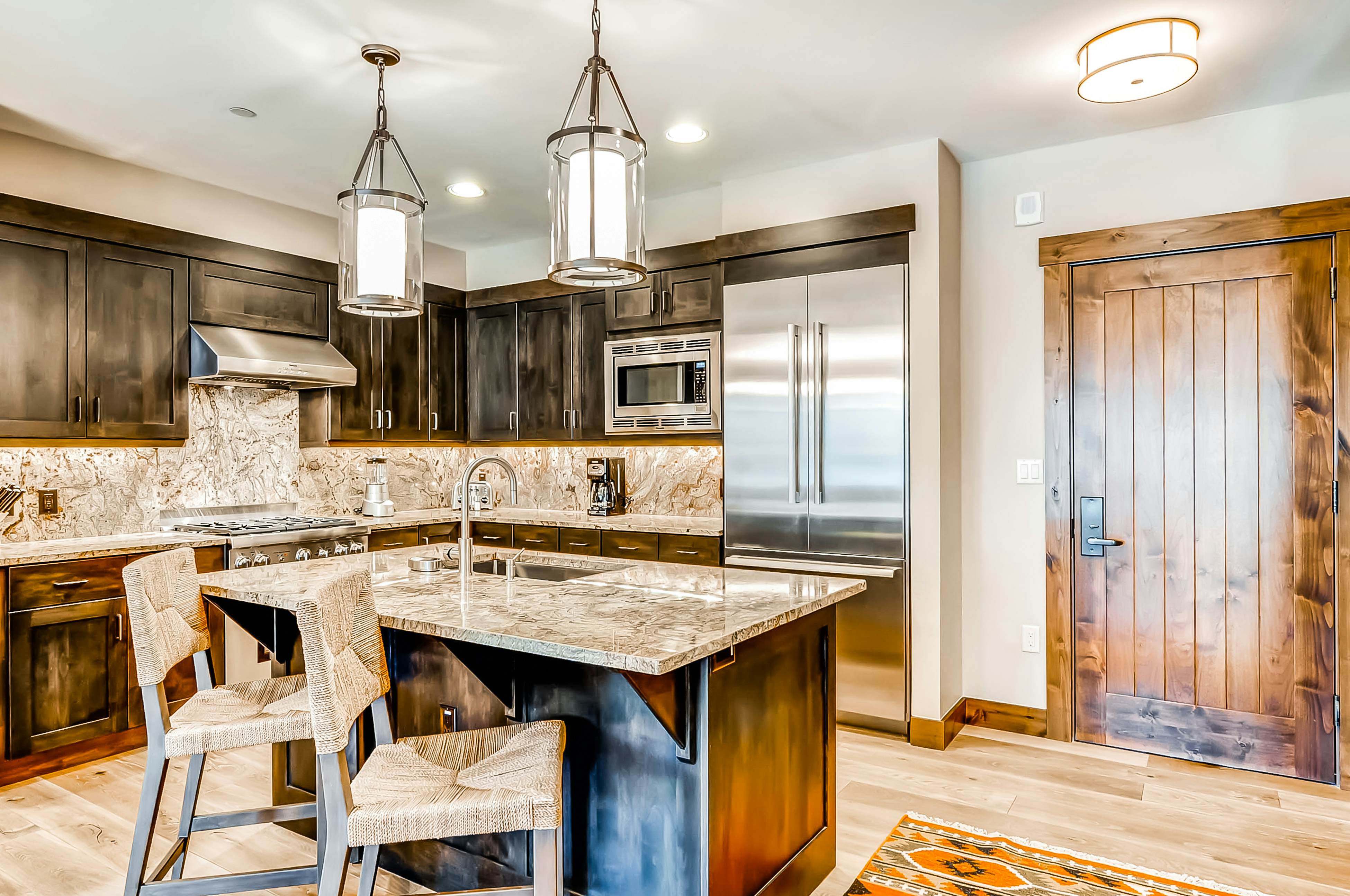 #6310 Water House On Main Street