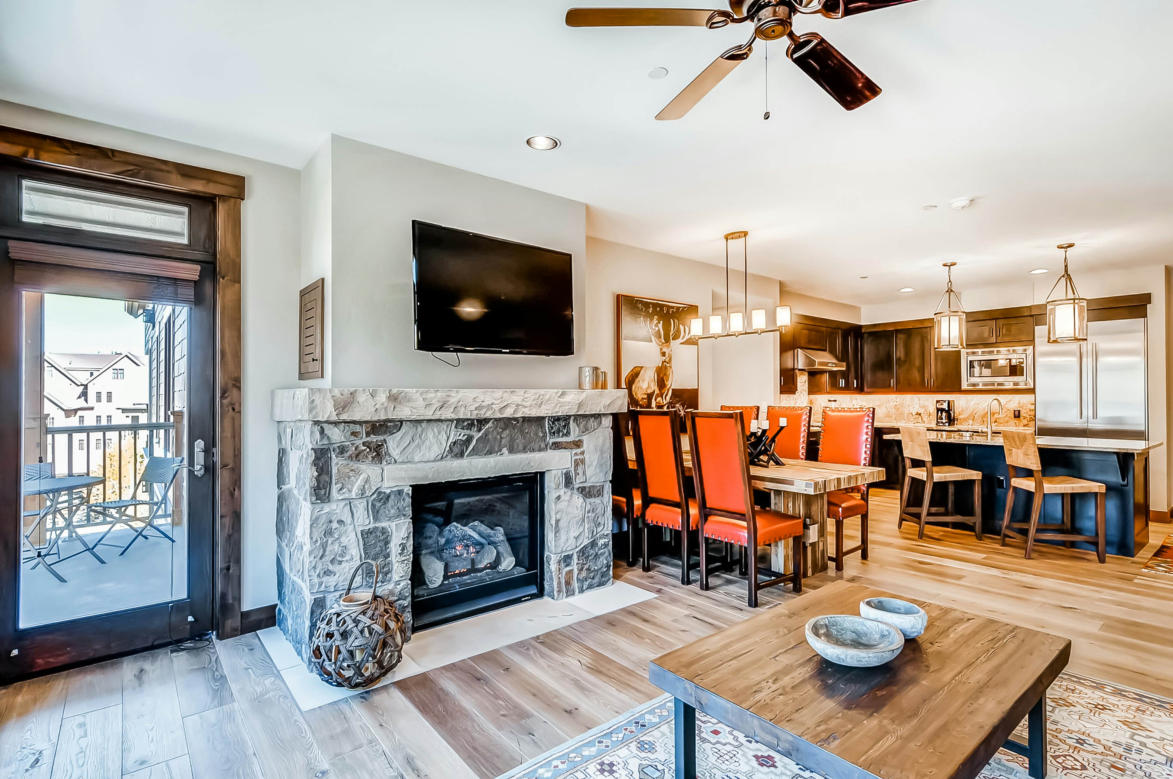 #6310 Water House On Main Street