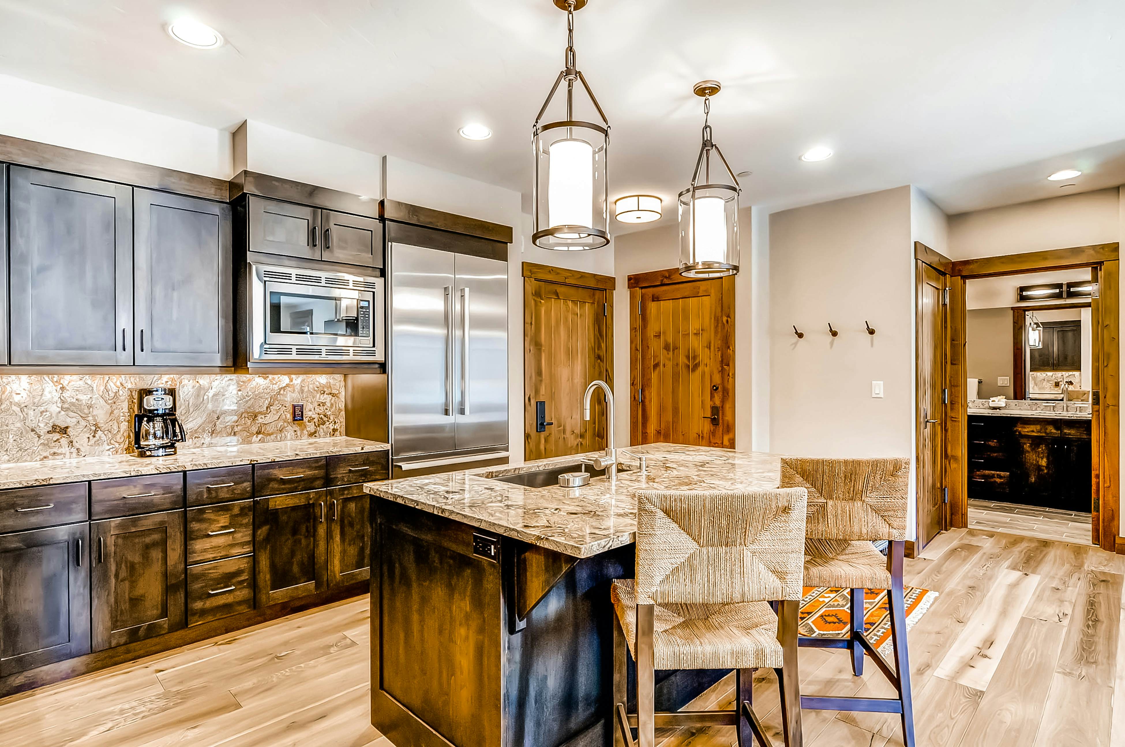 #6310 Water House On Main Street