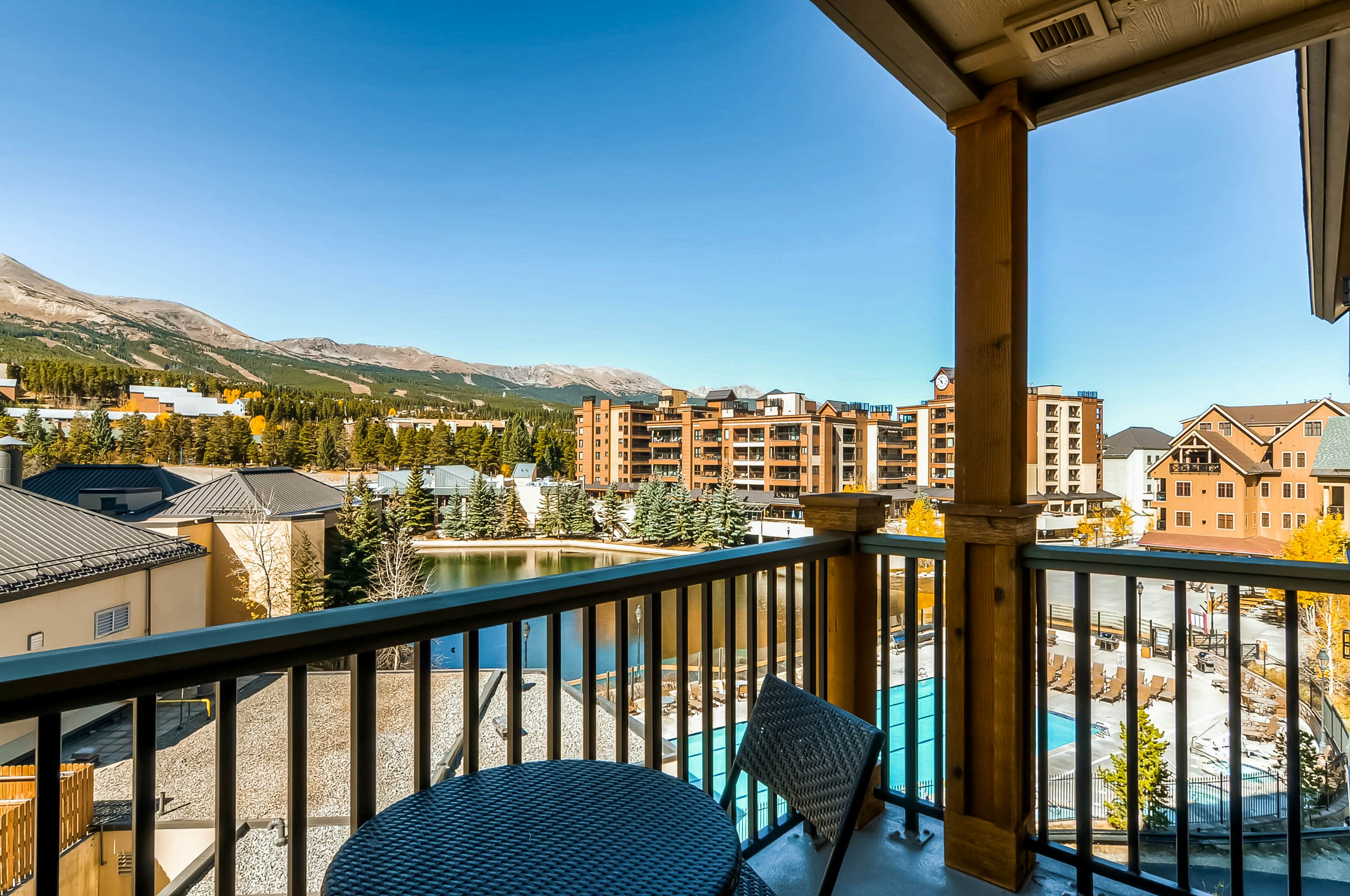 #6310 Water House On Main Street