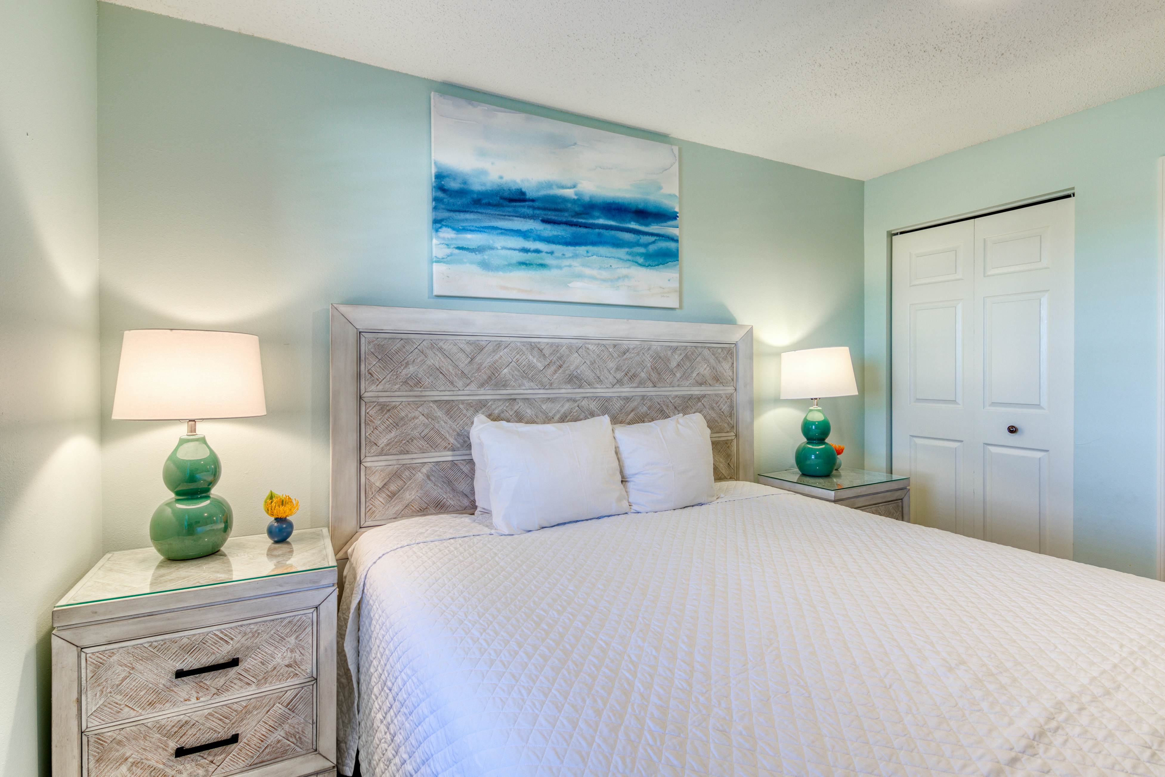 Pelican Beach Resort 607