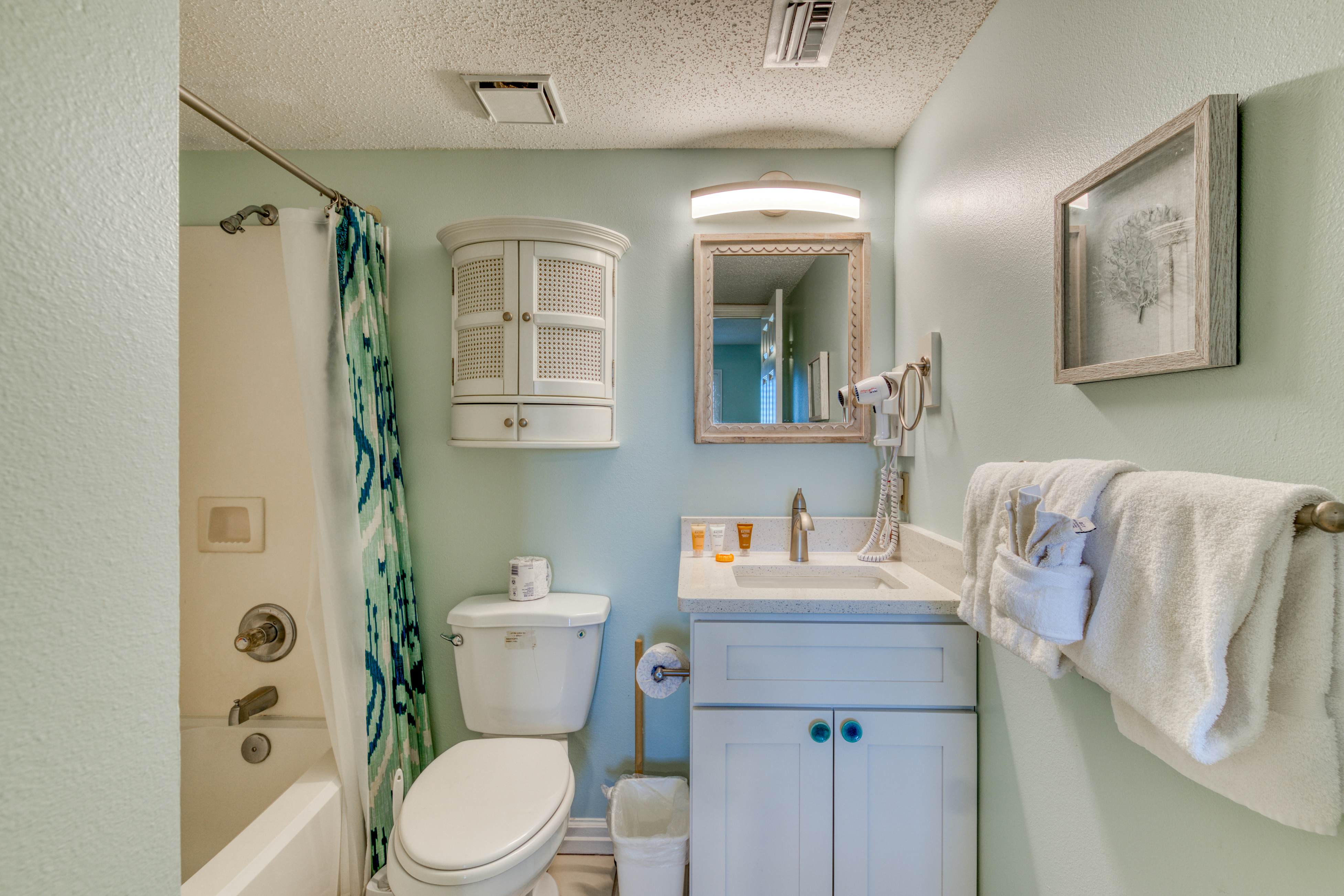 Pelican Beach Resort 607