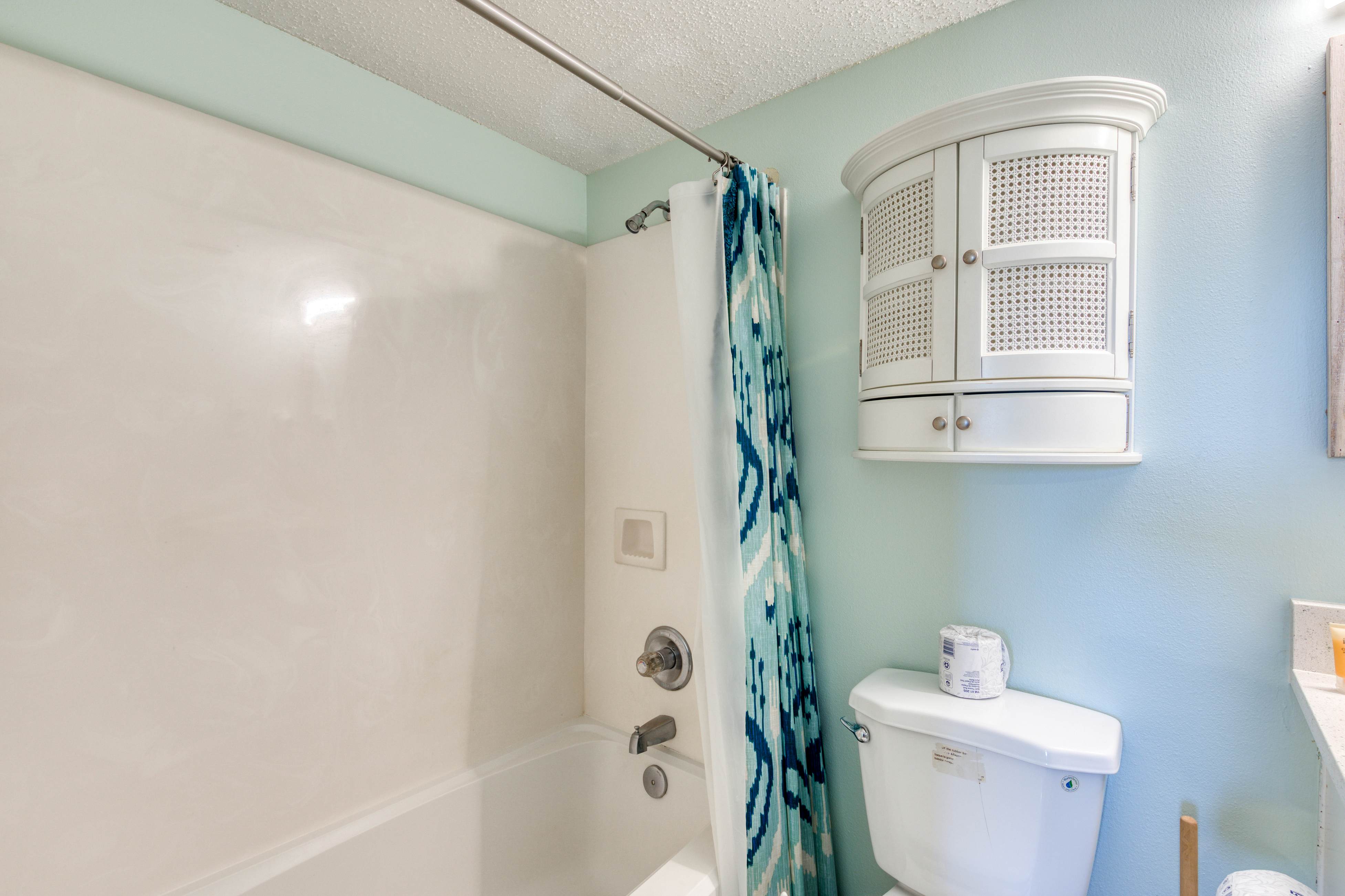 Pelican Beach Resort 607