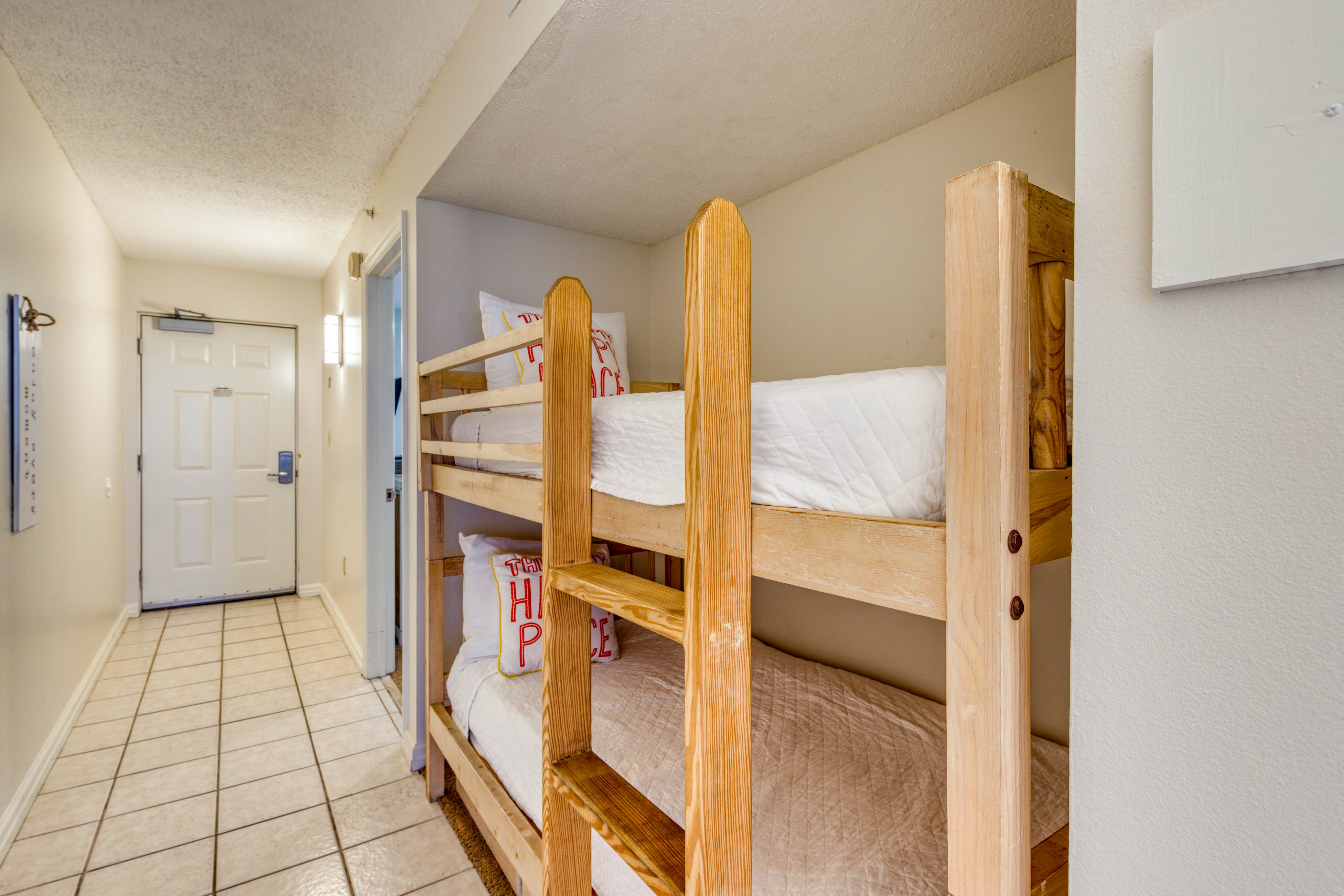 Pelican Beach Resort 607