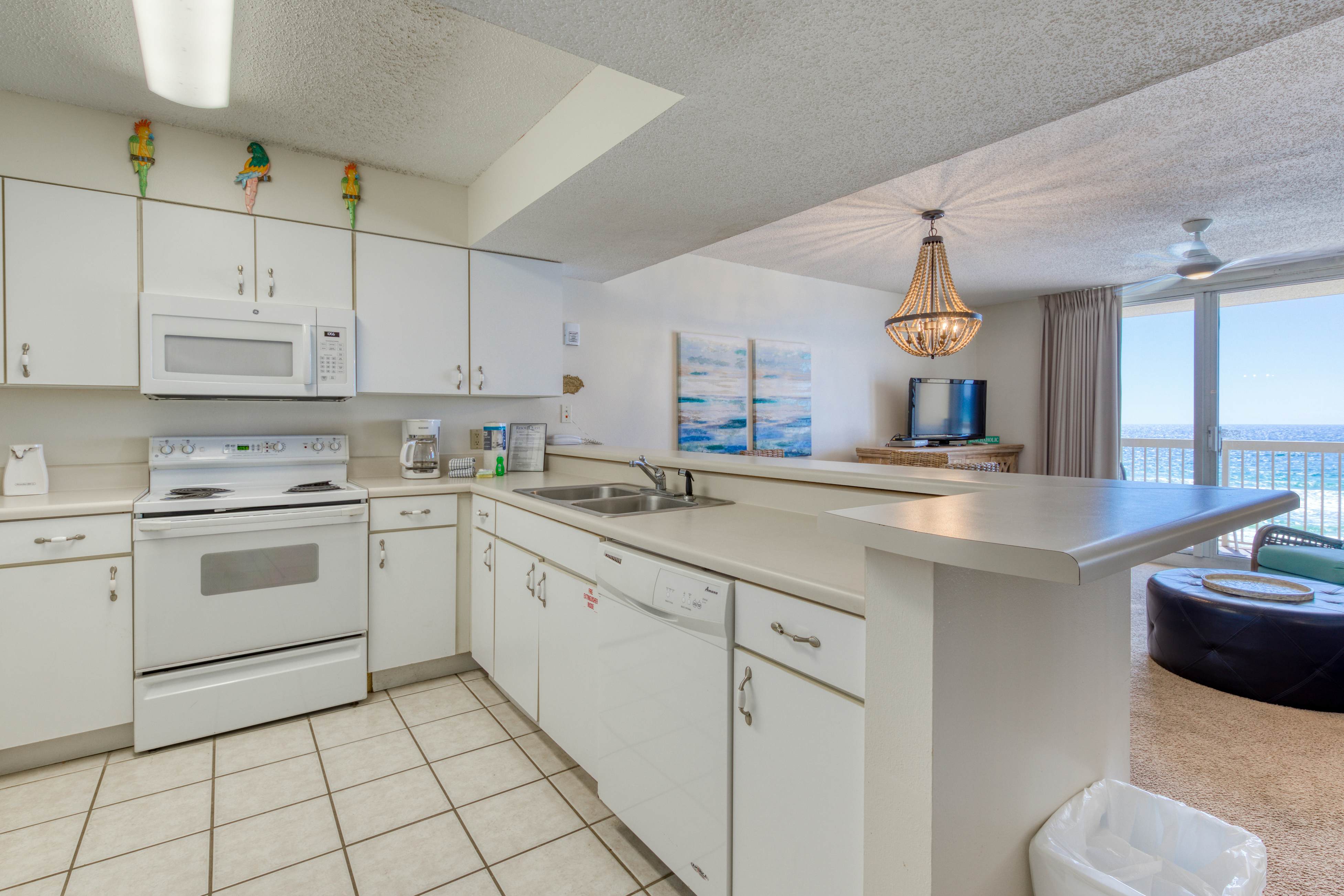 Pelican Beach Resort 607