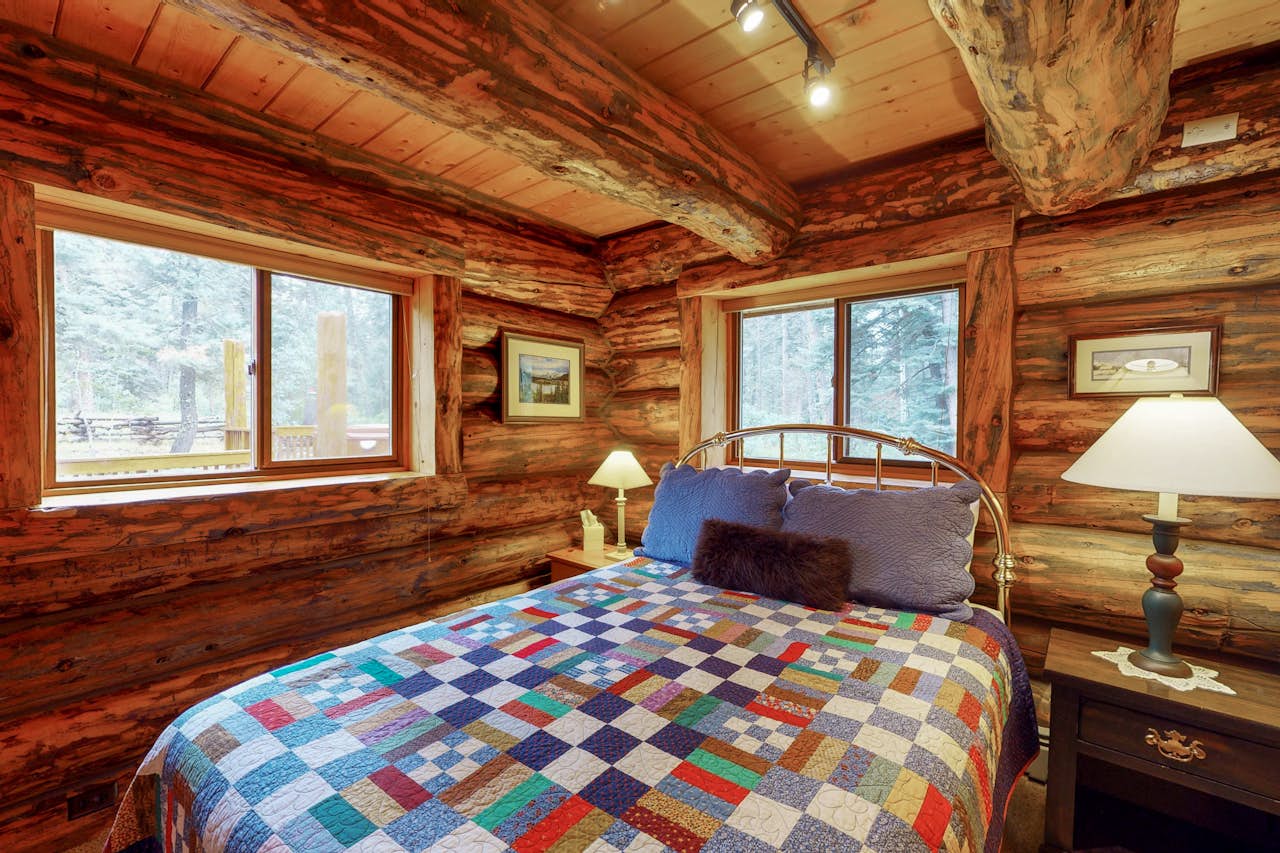 Bear Hollow Cabin 3 BD Vacation Rental in Durango, CO Vacasa