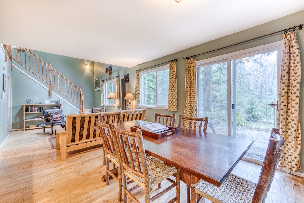 Roaring River Retreat 1 BD Vacation Rental in Rhododendron, OR Vacasa