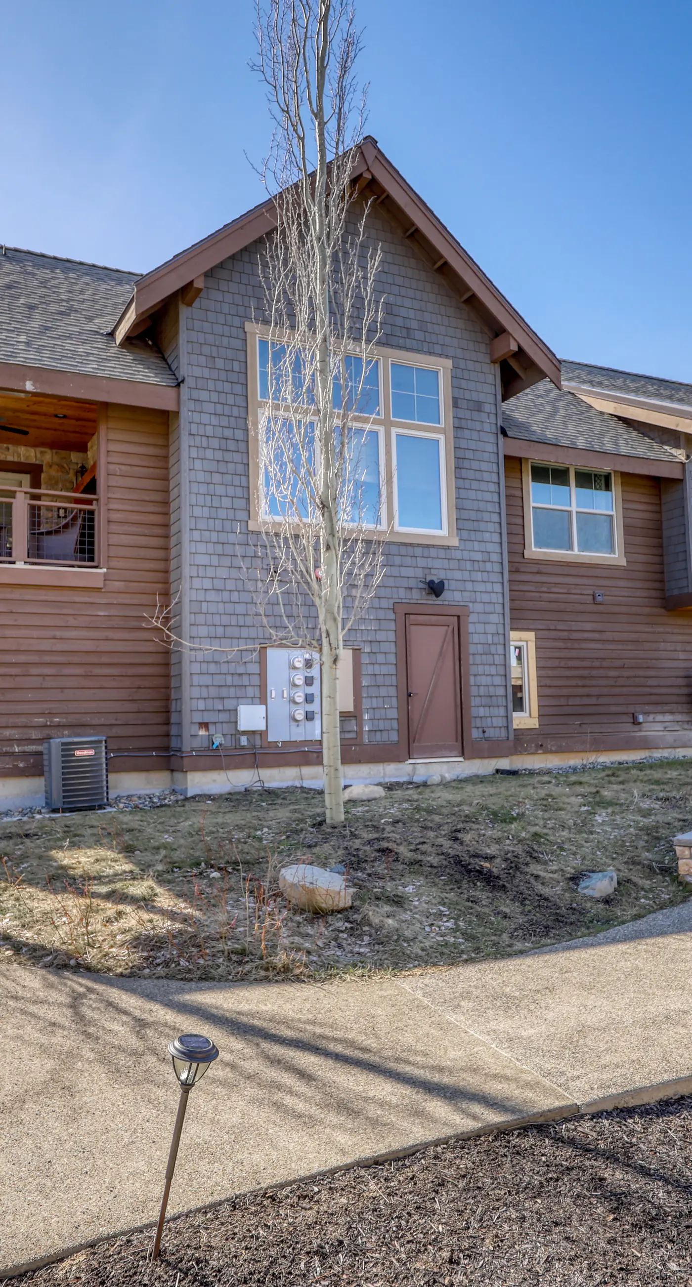 Big Hill Lodge 2 BD Cle Elum, WA Vacation Rental Vacasa