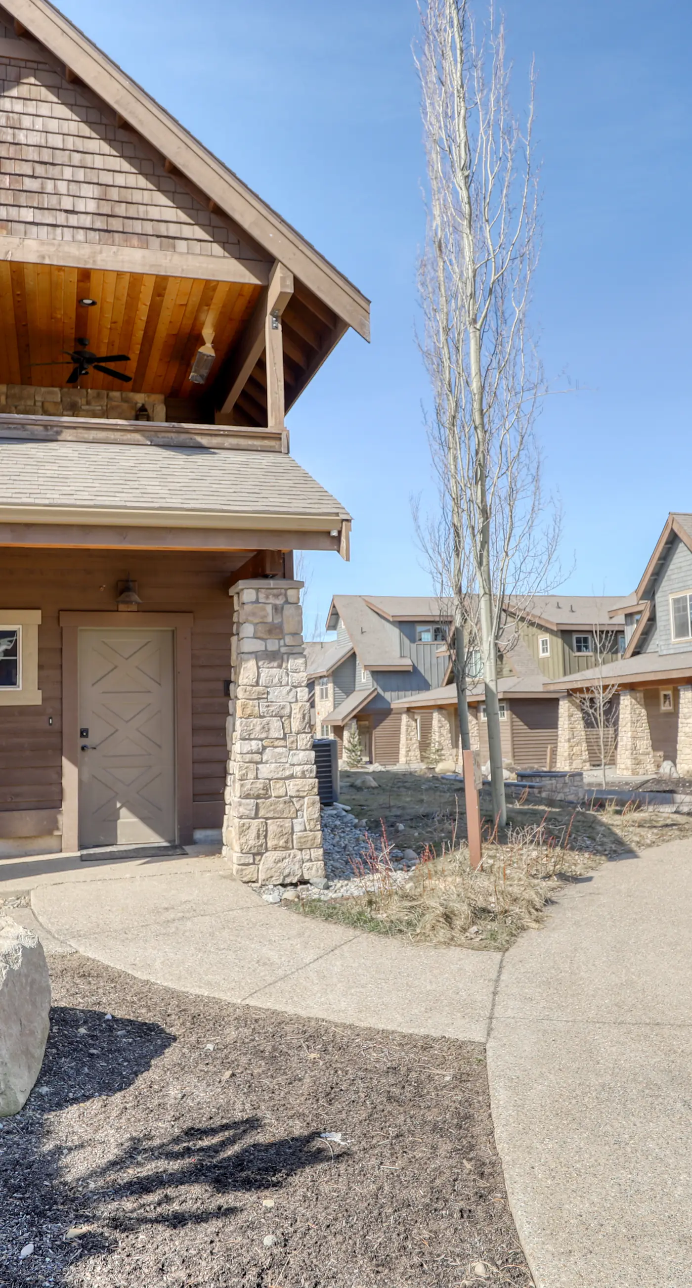 Big Hill Lodge 2 BD Cle Elum, WA Vacation Rental Vacasa