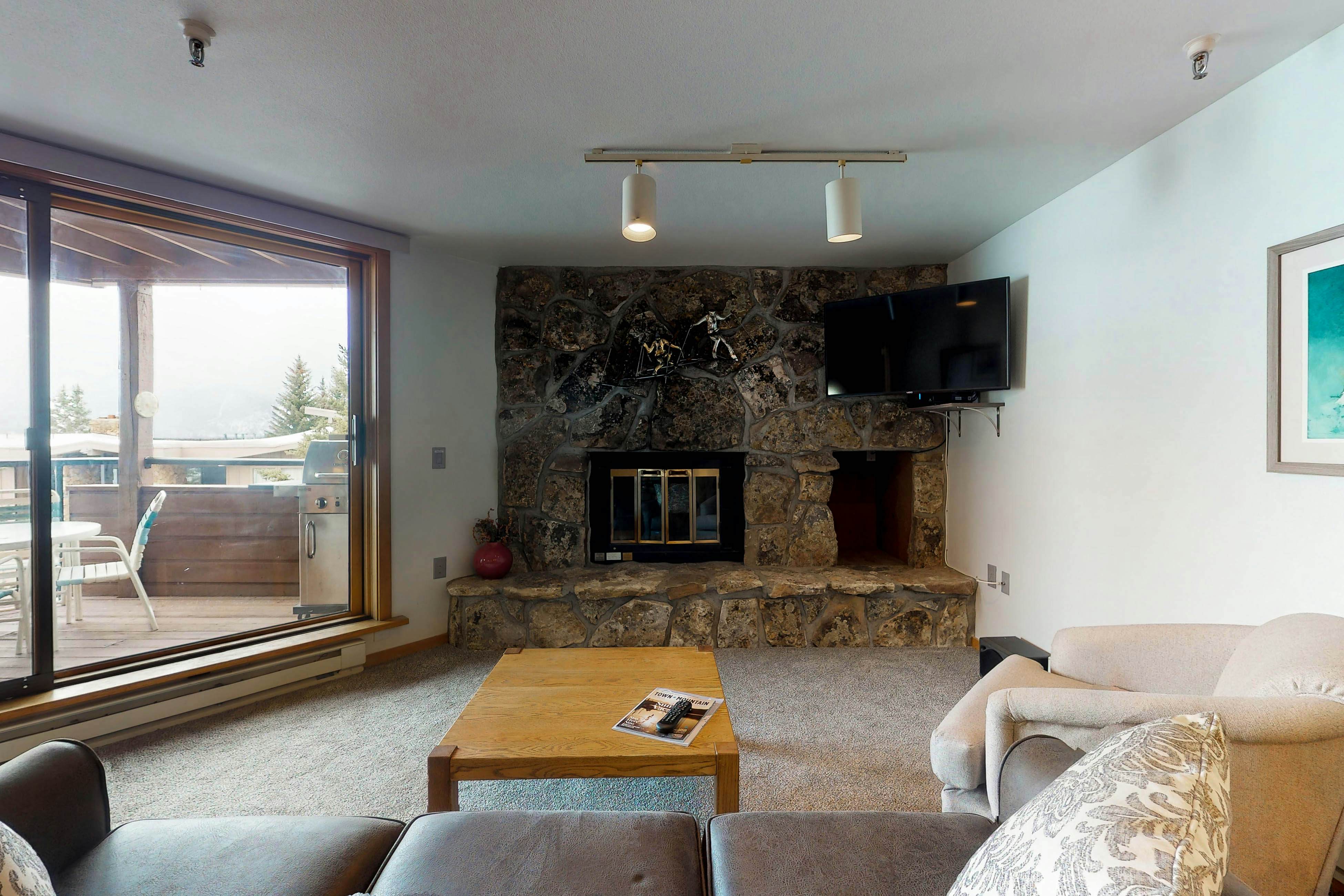 Lakeview Marina Place