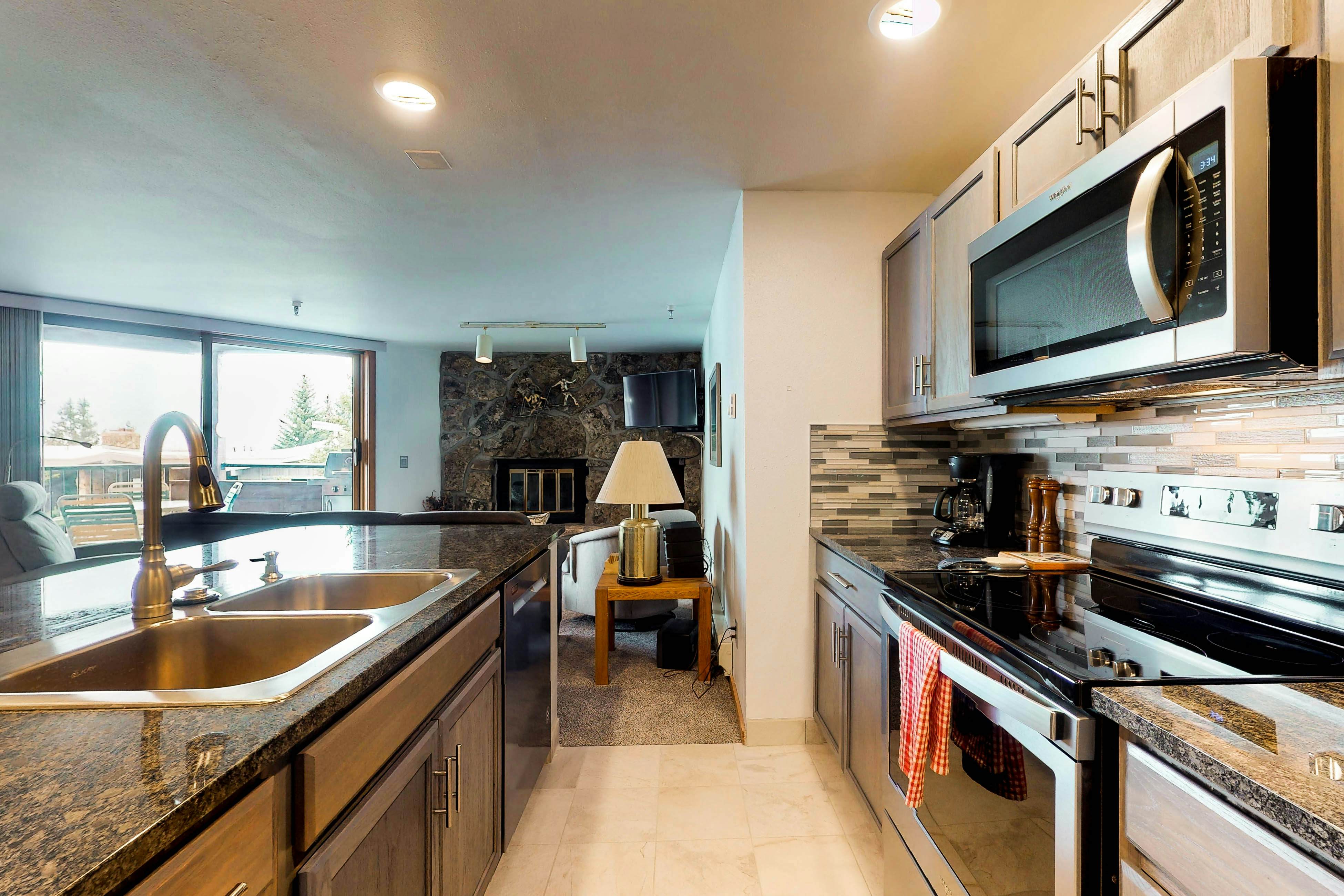 Lakeview Marina Place